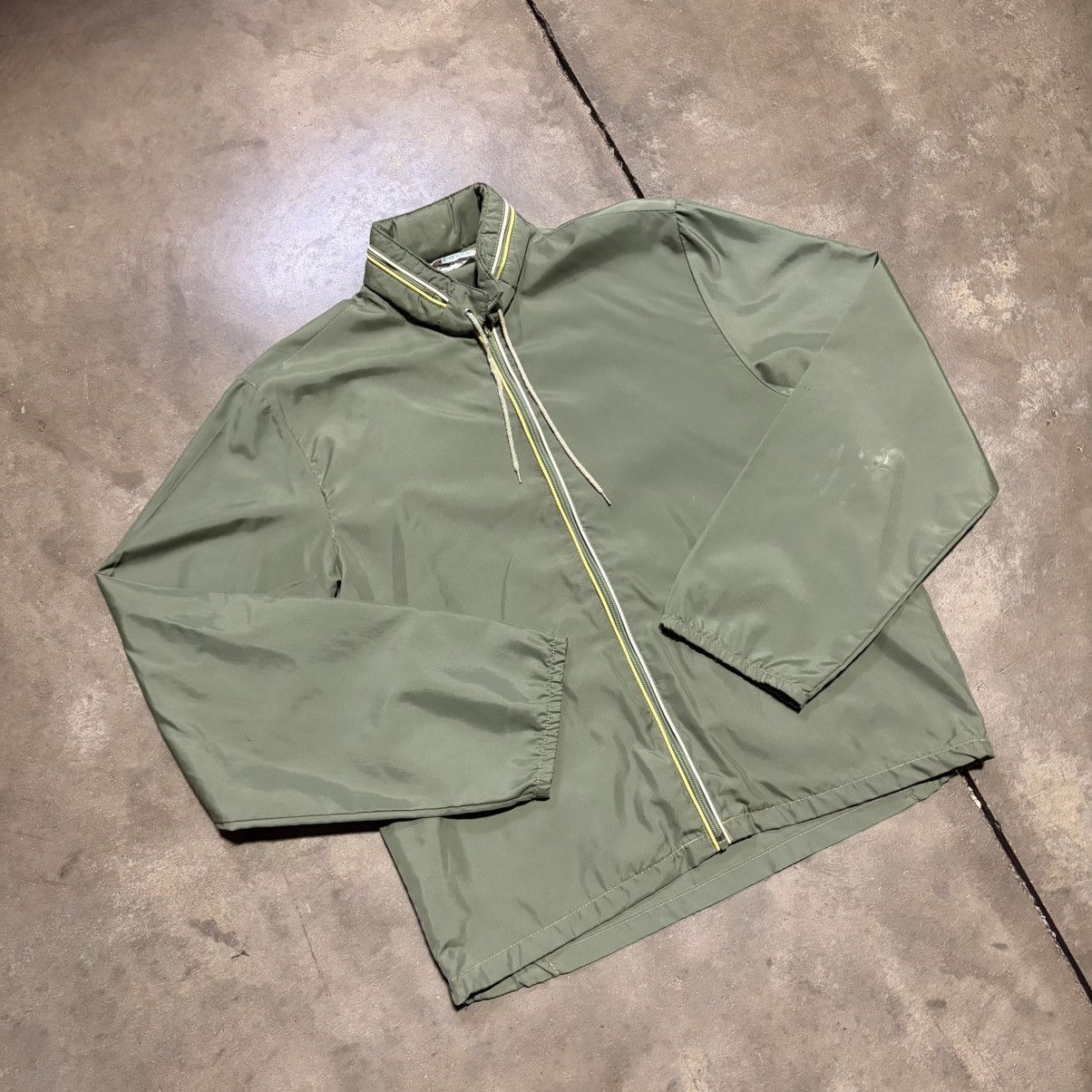 Vintage Vintage K Mart Lightweight Jacket Zip Up Bomber Cropped 70s Size US S / EU 44-46 / 1 - 2 Thumbnail