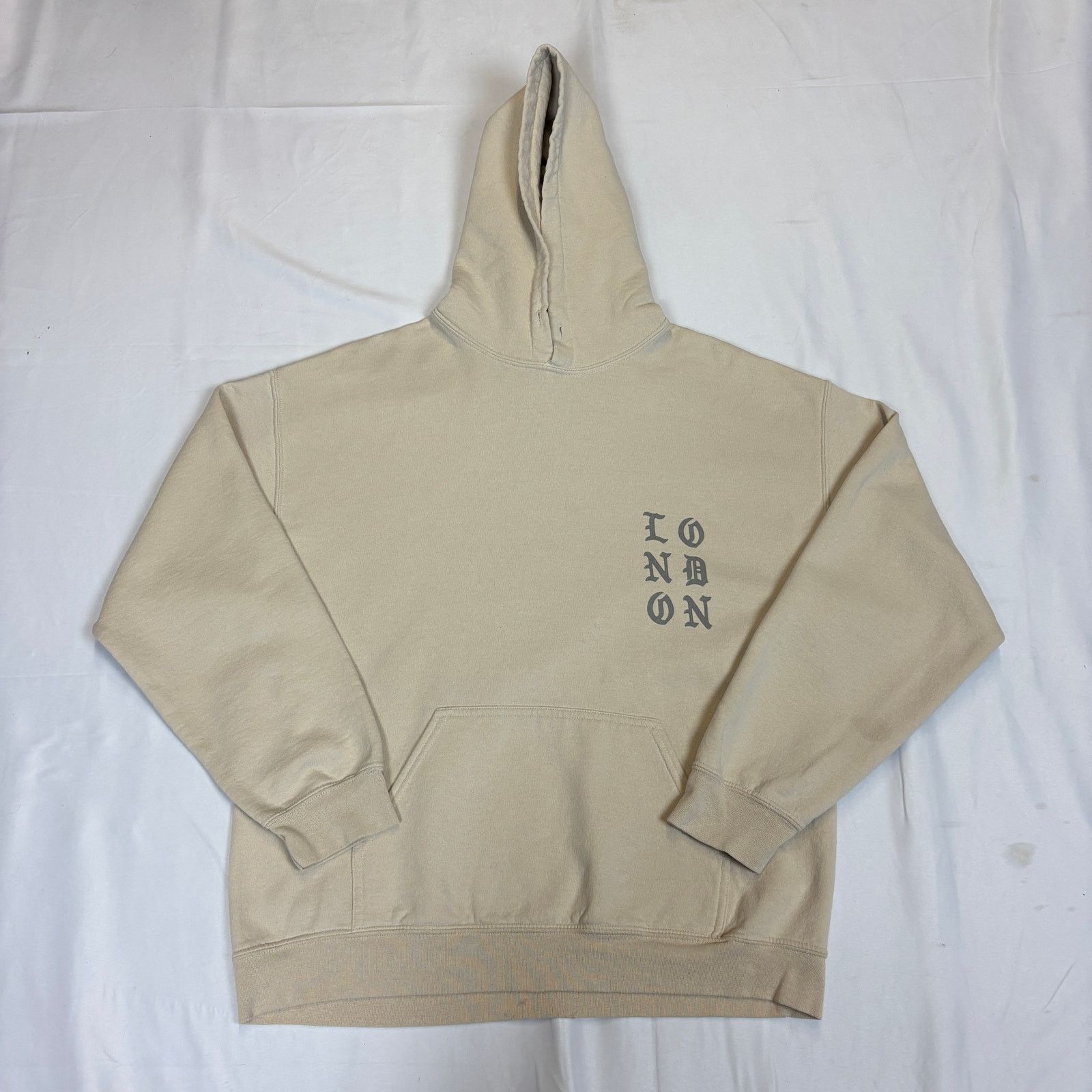 Kanye West Kanye West London Life of Pablo Legendary Hoodie Men's Large Size US L / EU 52-54 / 3 - 3 Thumbnail