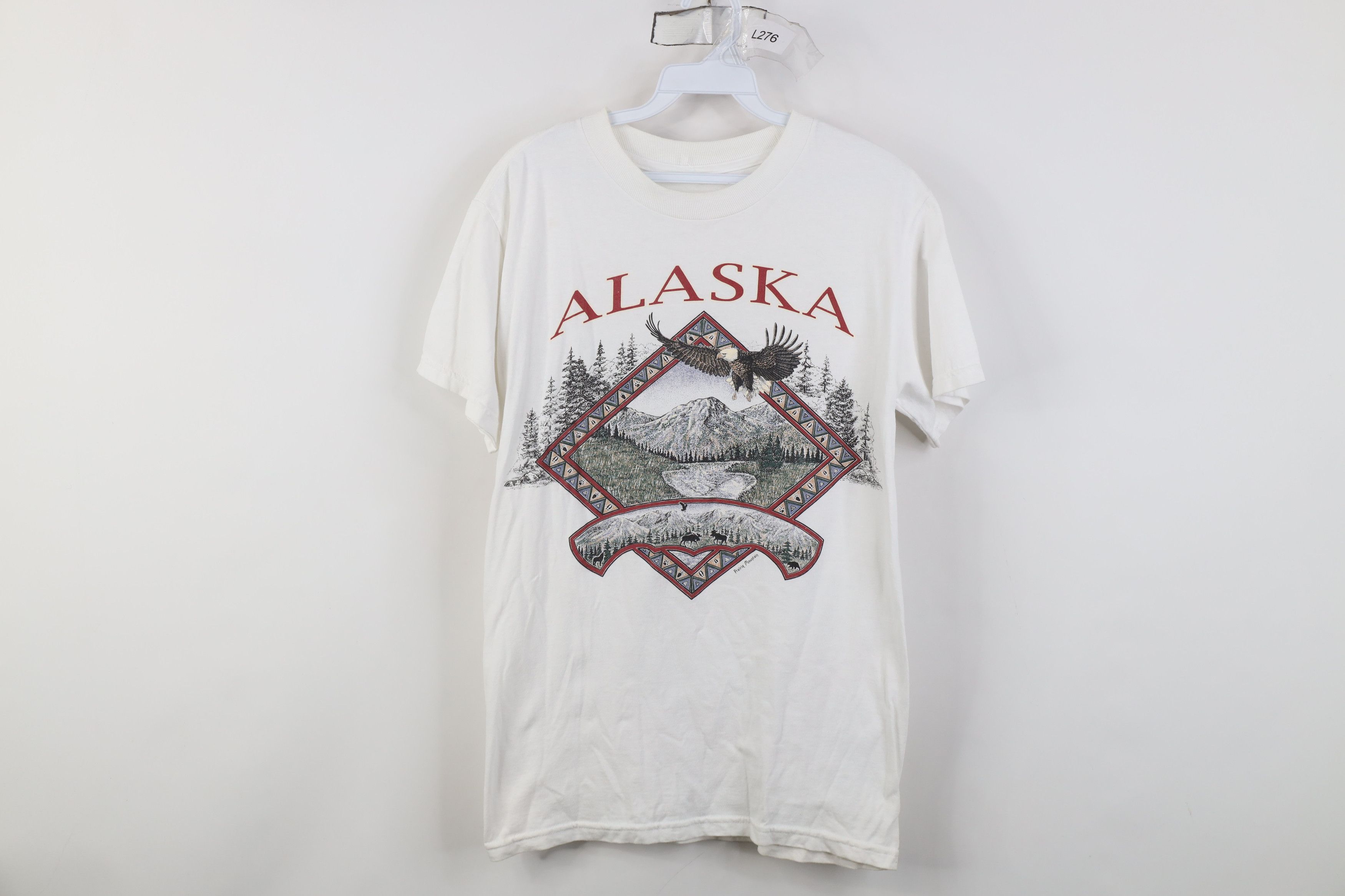 Vintage Vintage 90s Streetwear Alaska Nature Eagle Mountain T-Shirt Size S / US 4 / IT 40 - 1 Thumbnail