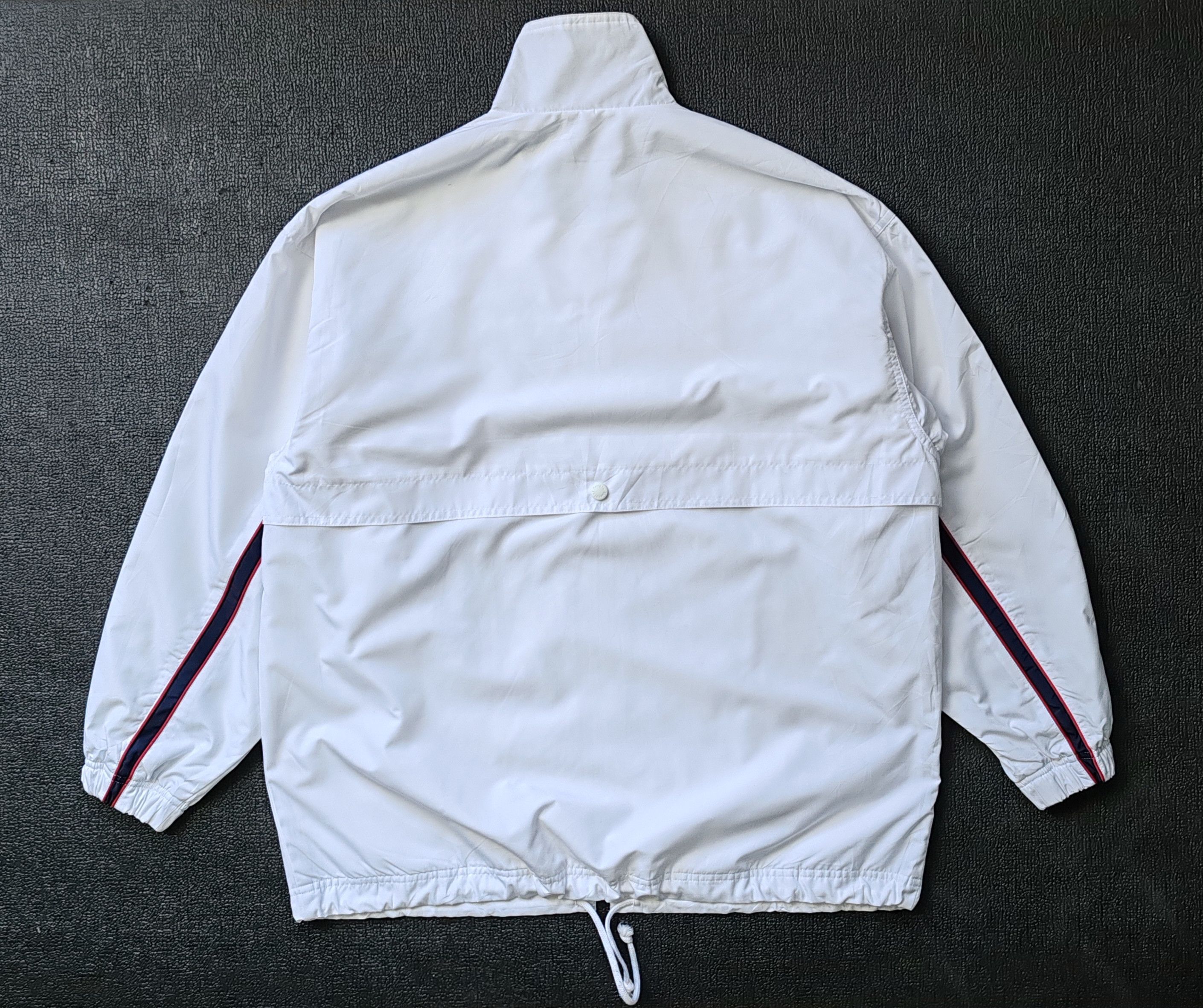 Sergio Tacchini Sergio Tacchini Vintage Windbreaker Jacket size Small Size US S / EU 44-46 / 1 - 2 Thumbnail
