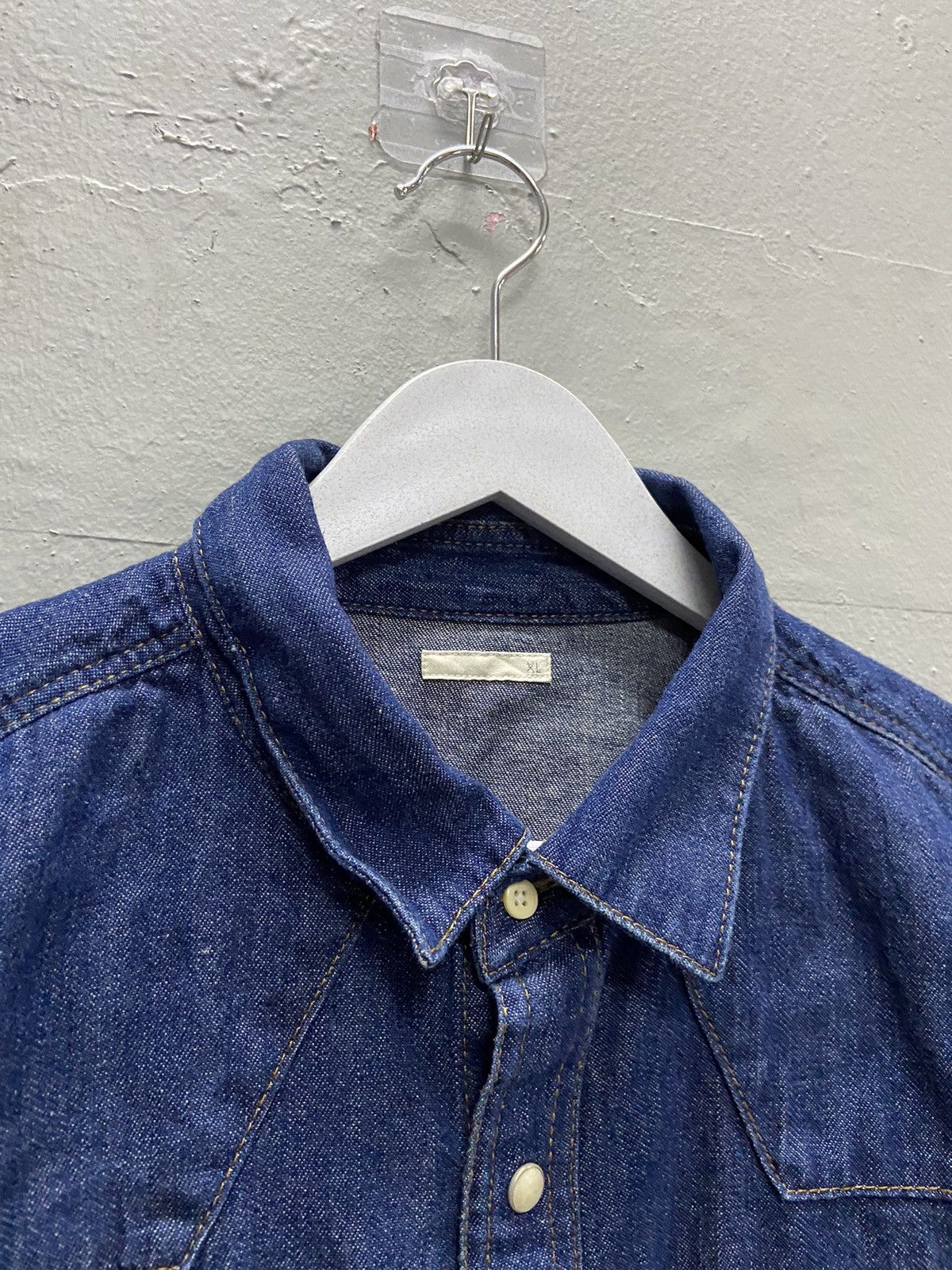 GU GU UNIQLO SNAP BUTTON DENIM JACKET Size US L / EU 52-54 / 3 - 3 Thumbnail