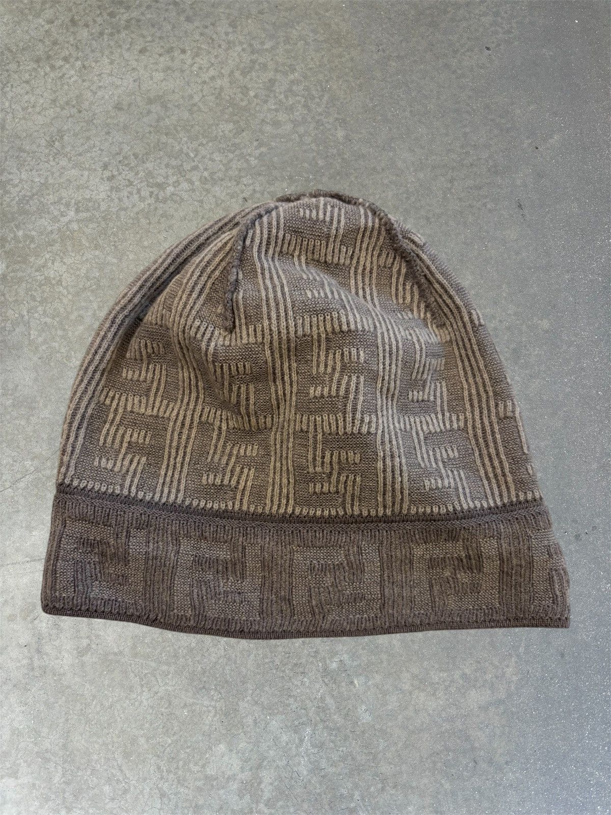 Fendi Fendi monogram beanie Size ONE SIZE - 2 Thumbnail