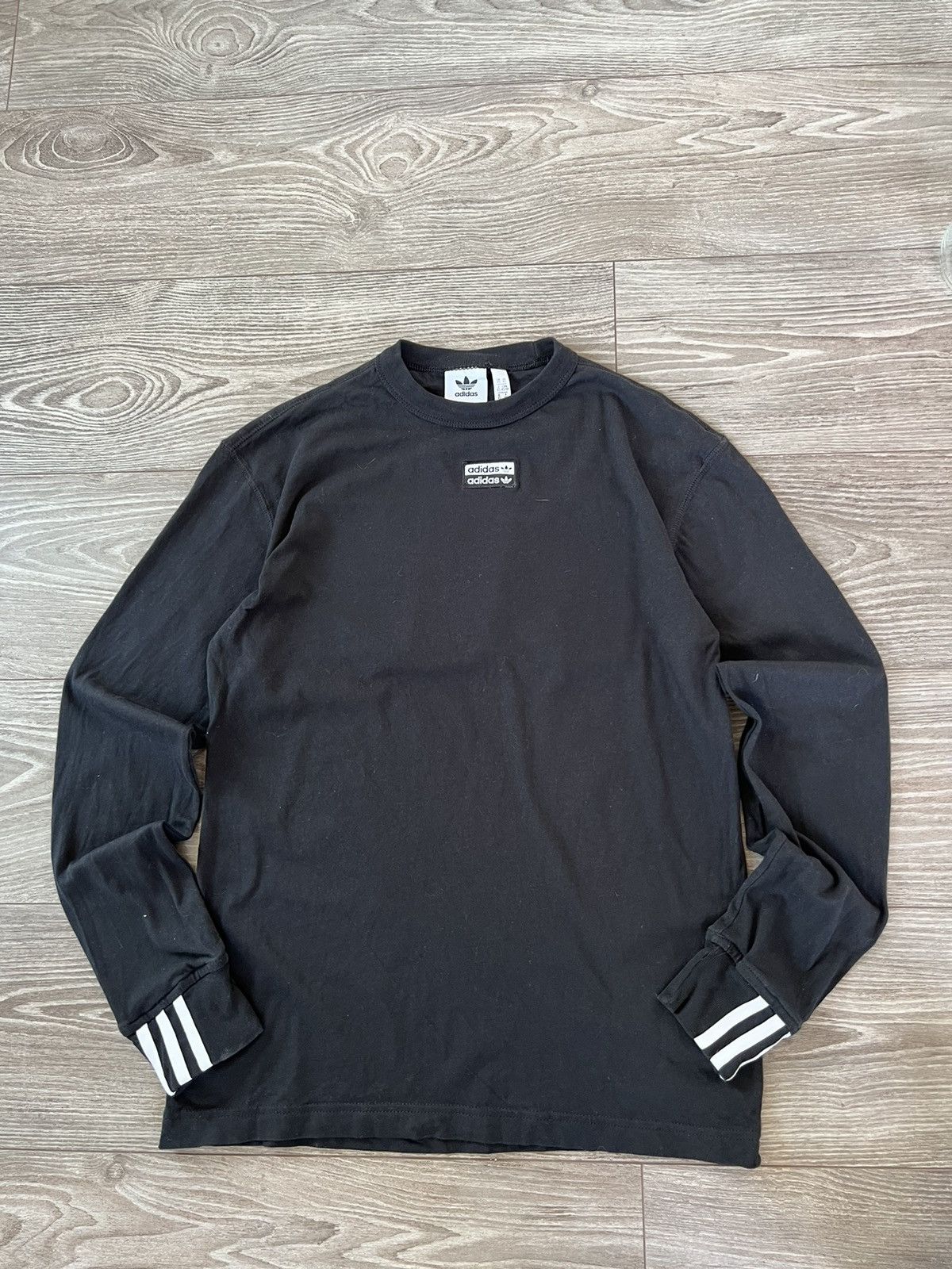 Adidas ‼️Adidas Central Big Logo Back Three Stripes Long Sleeve Tee‼️ Size US S / EU 44-46 / 1 - 7 Thumbnail