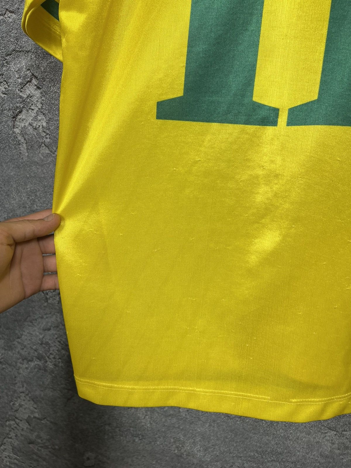 Vintage Vintage 90s Perola Brazil #11 Jersey T-shirt Size US L / EU 52-54 / 3 - 15 Thumbnail