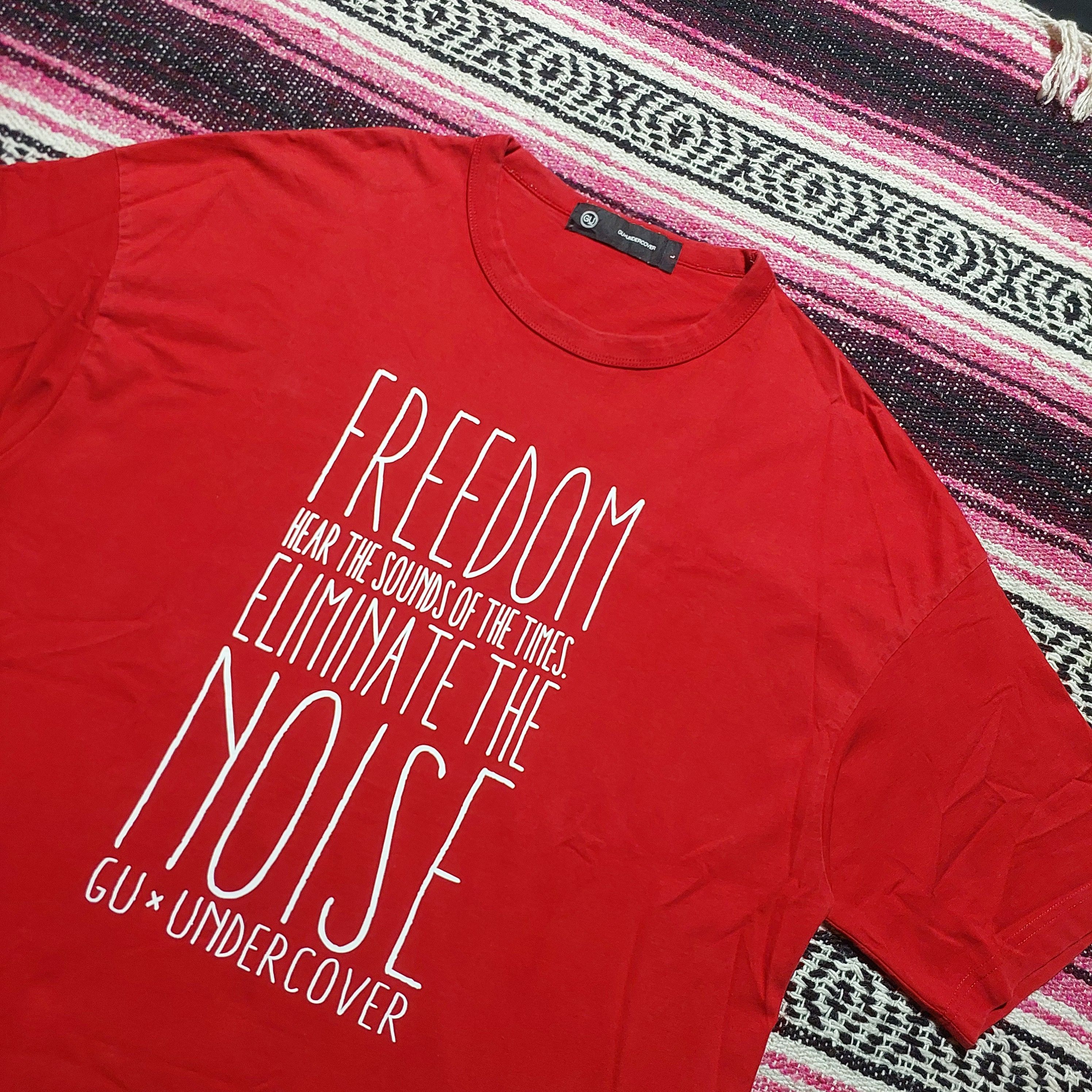 GU × Undercover Freedom noise S/S shirt Size US L / EU 52-54 / 3 - 2 Thumbnail