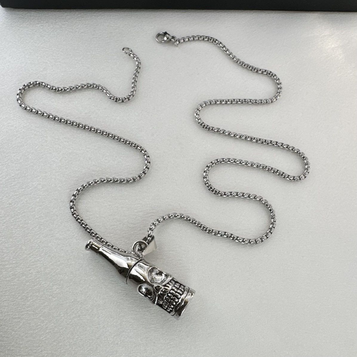 Other Skull Bottle Pendant Necklace for Men Women,Unisex Style Size ONE SIZE - 5 Thumbnail