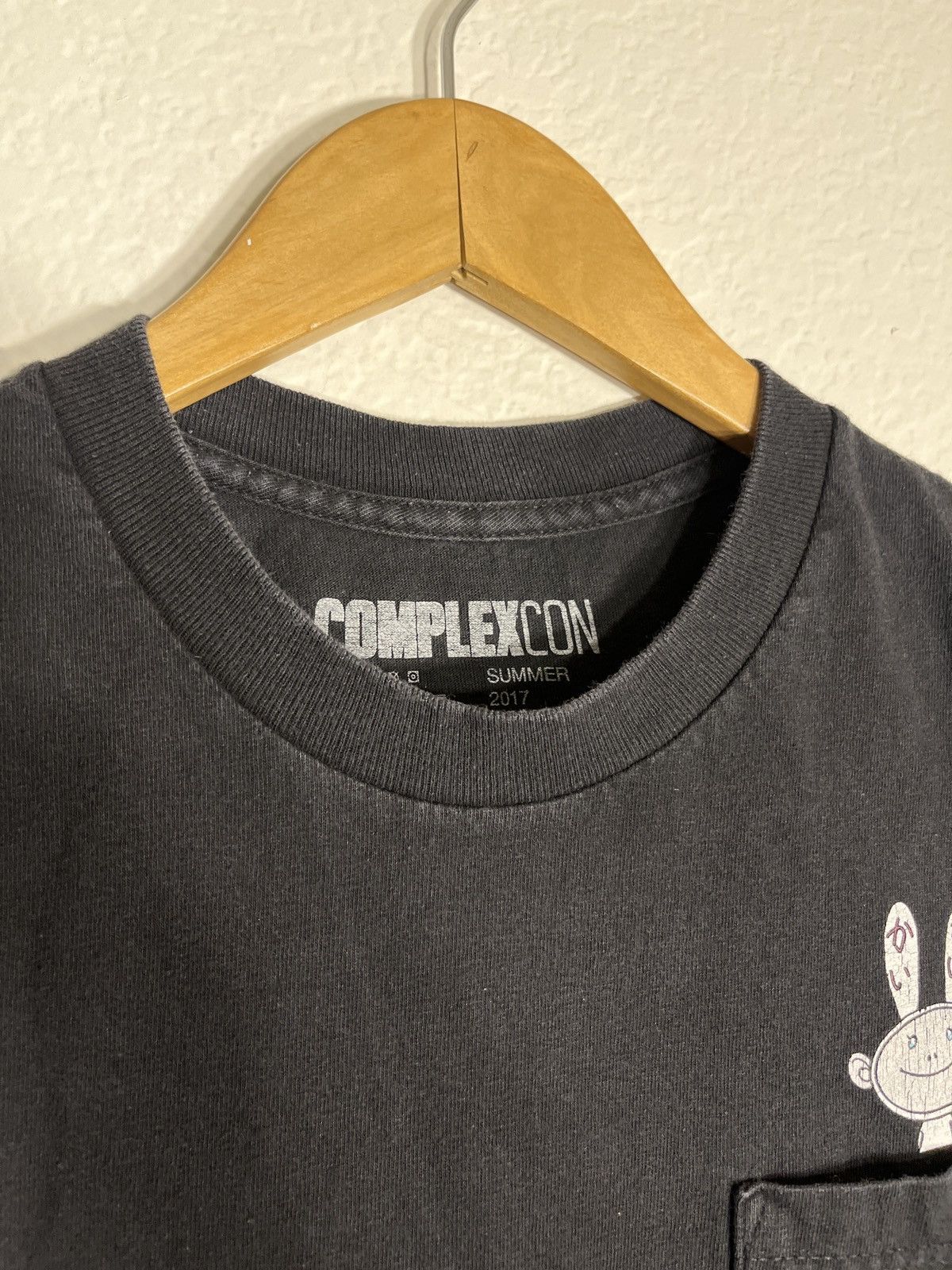 Complex Complexcon 2017 Takashi Murakami tee Size US L / EU 52-54 / 3 - 5 Thumbnail