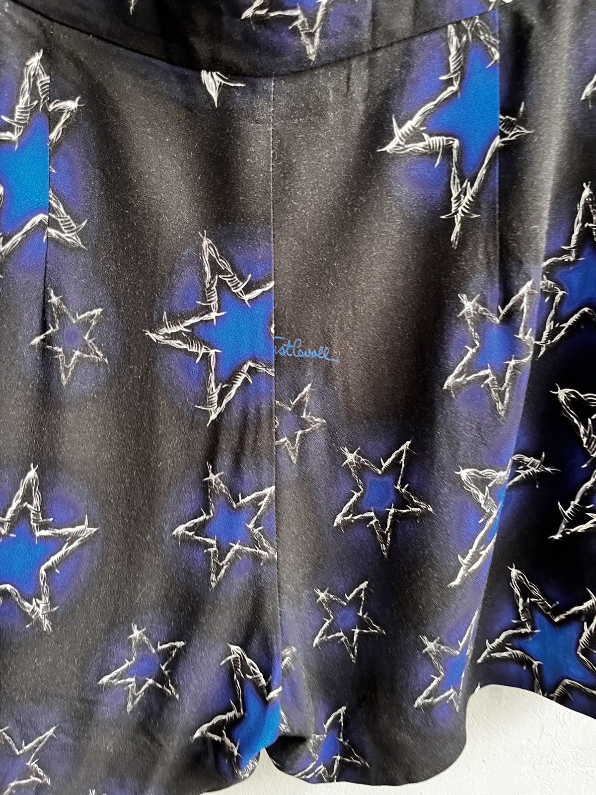 Just Cavalli × Roberto Cavalli Just Cavalli barbwire stars print shorts Size 30" / US 8 / IT 44 - 3 Thumbnail