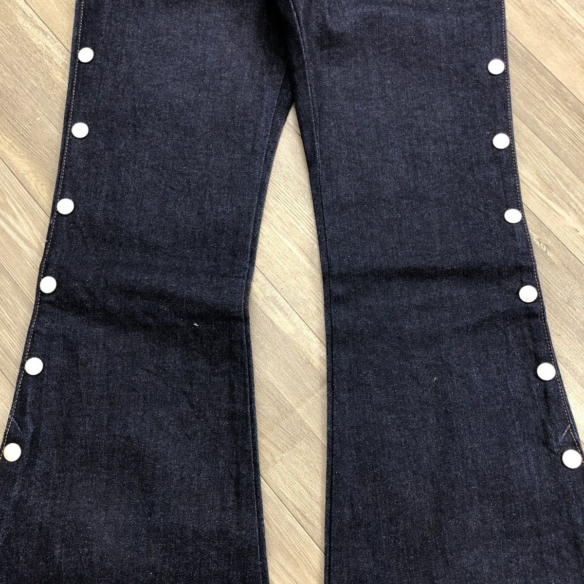 Japanese Brand 2000s Et-Boite Ifsixwasnine Lgb Button Bootcut Flared Jeans Size US 26 / EU 42 - 8 Thumbnail