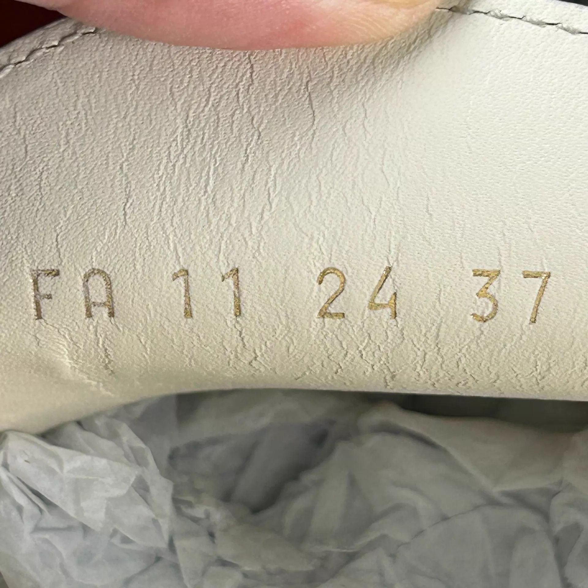 Dior Dior Beige Suede Slipper 37 Size US 6.5 / IT 36.5 - 7 Thumbnail