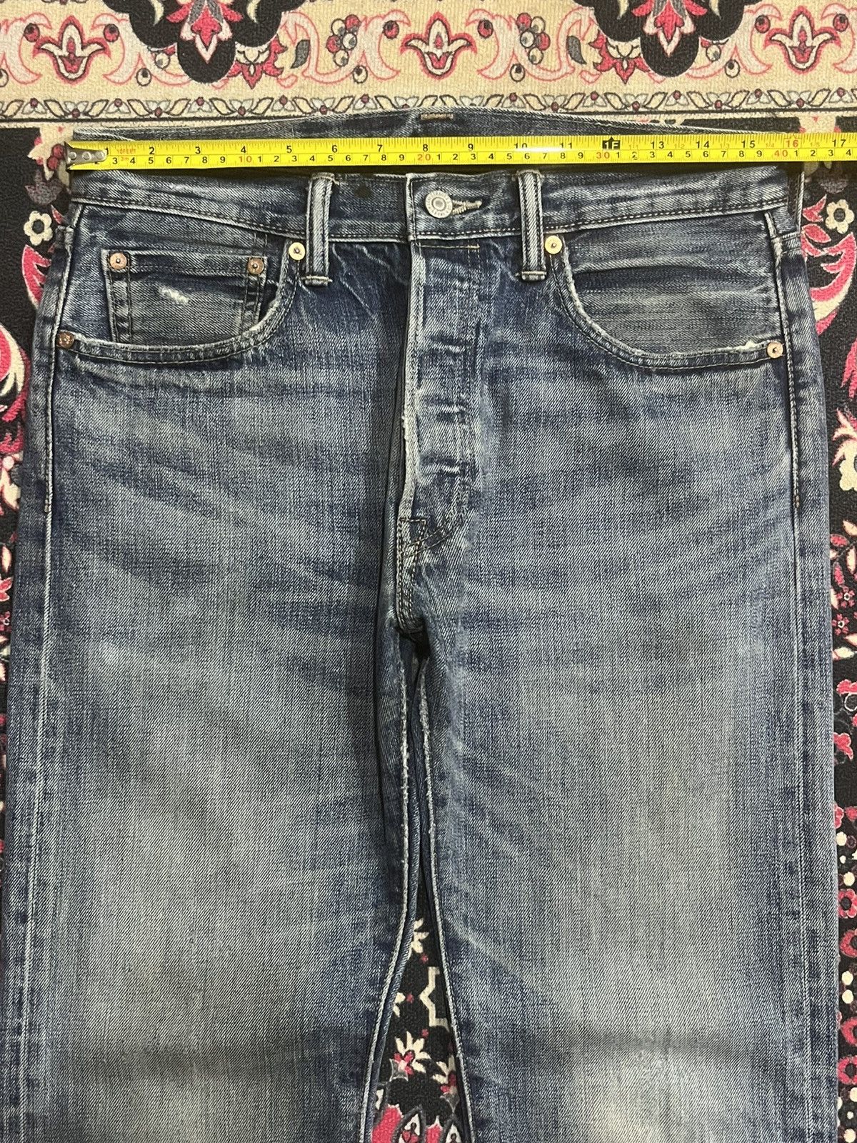 Levi's Vintage Levi’s 501 Blue Faded Washed Distress Straight Jeans Size US 31 - 15 Thumbnail
