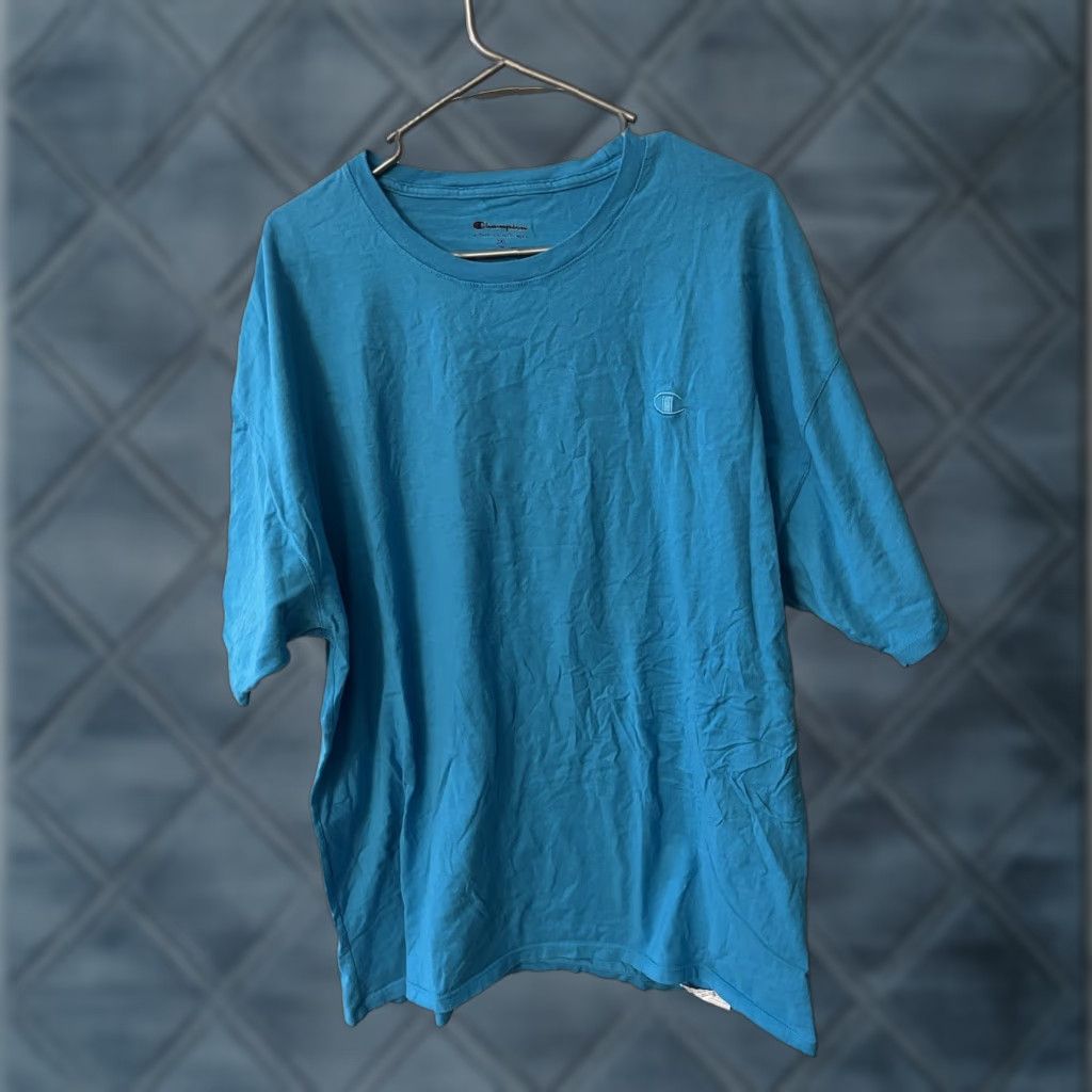 Champion VINTAGE Champion T-shirt Men 2XL Blue Aqua logo Tee Short Sleeve Pullover Crew Patch Embroidered 90s Logo Mens Size US XXL / EU 58 / 5 - 1 Thumbnail