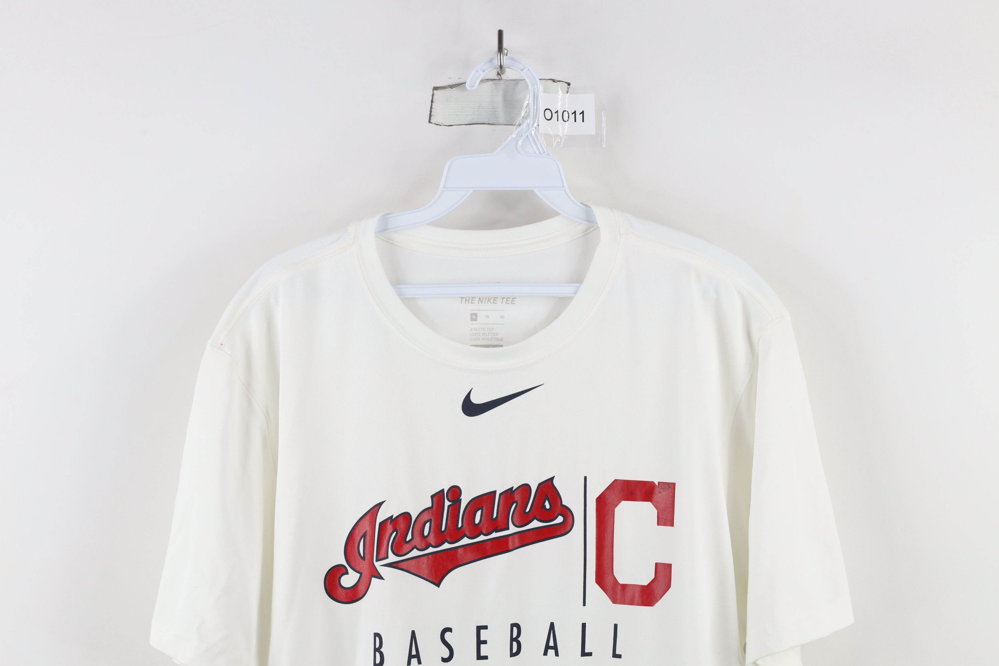 Nike × Vintage Nike Travis Scott Center Swoosh Cleveland Indians T-Shirt Size US XL / EU 56 / 4 - 2 Thumbnail