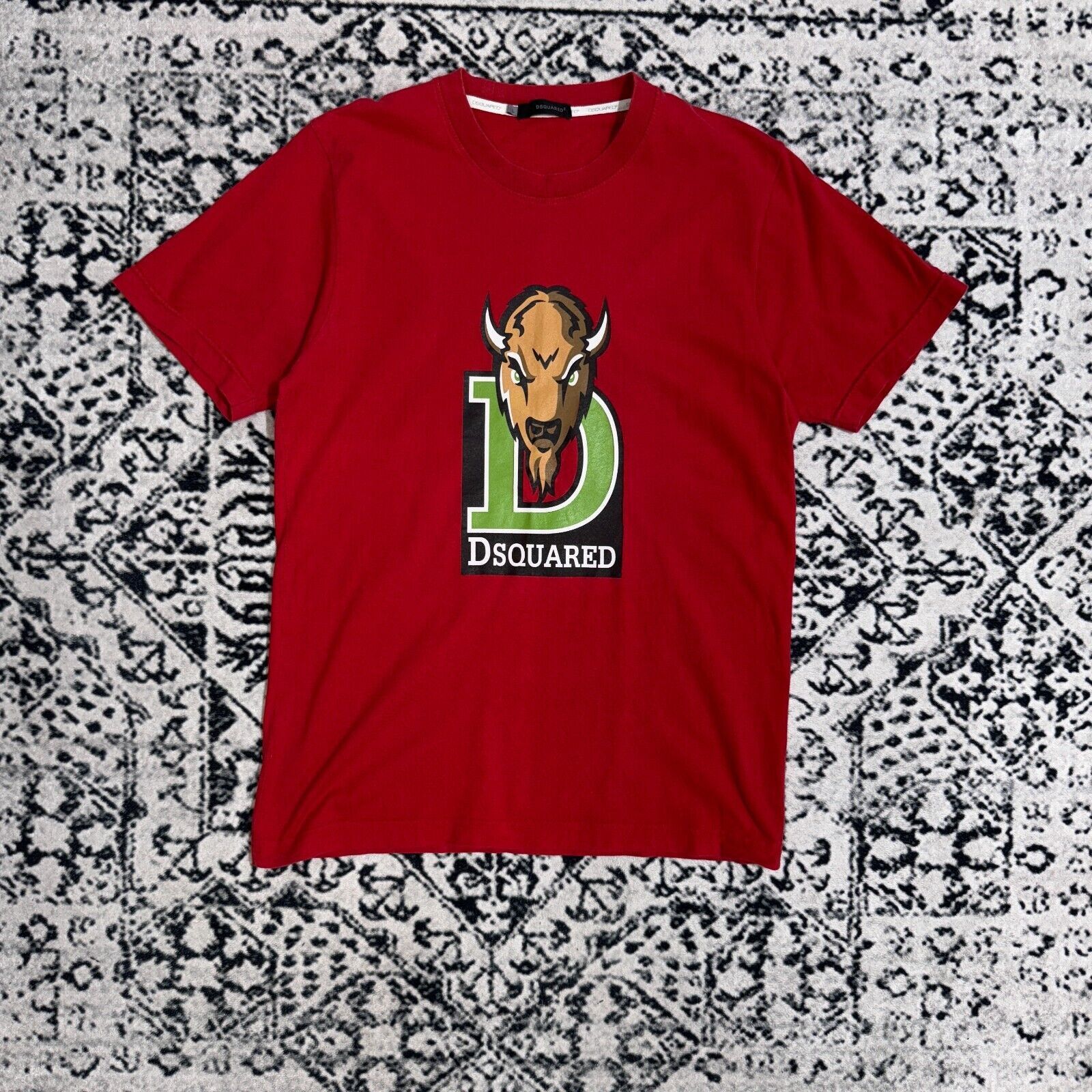 Dsquared2 × Vintage Vintage Dsquared2 Red Cotton T-Shirt Size L Bull Spellout Size US L / EU 52-54 / 3 - 1 Thumbnail