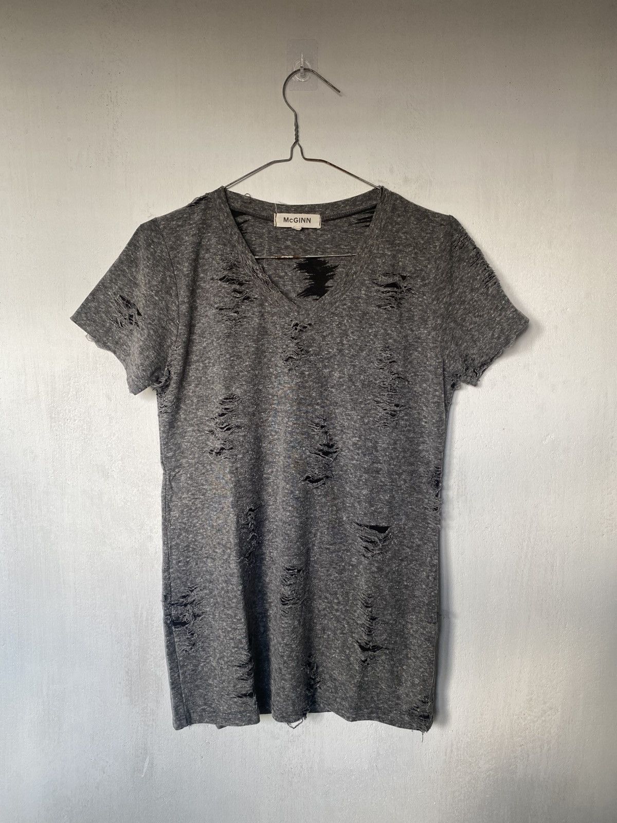 If Six Was Nine × Japanese Brand × Le Grande Bleu (L.G.B.) Mc Ginn Distressed Tshirt Size US S / EU 44-46 / 1 - 1 Thumbnail