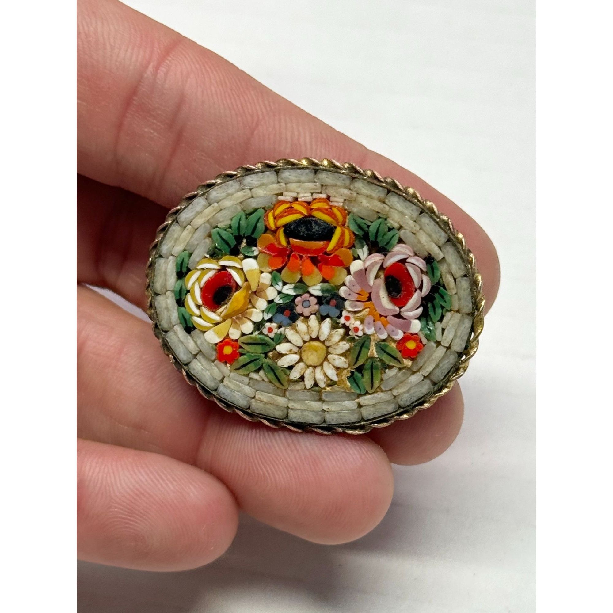 Vintage Vintage micro mosaic floral brooch pin Size ONE SIZE - 6 Thumbnail