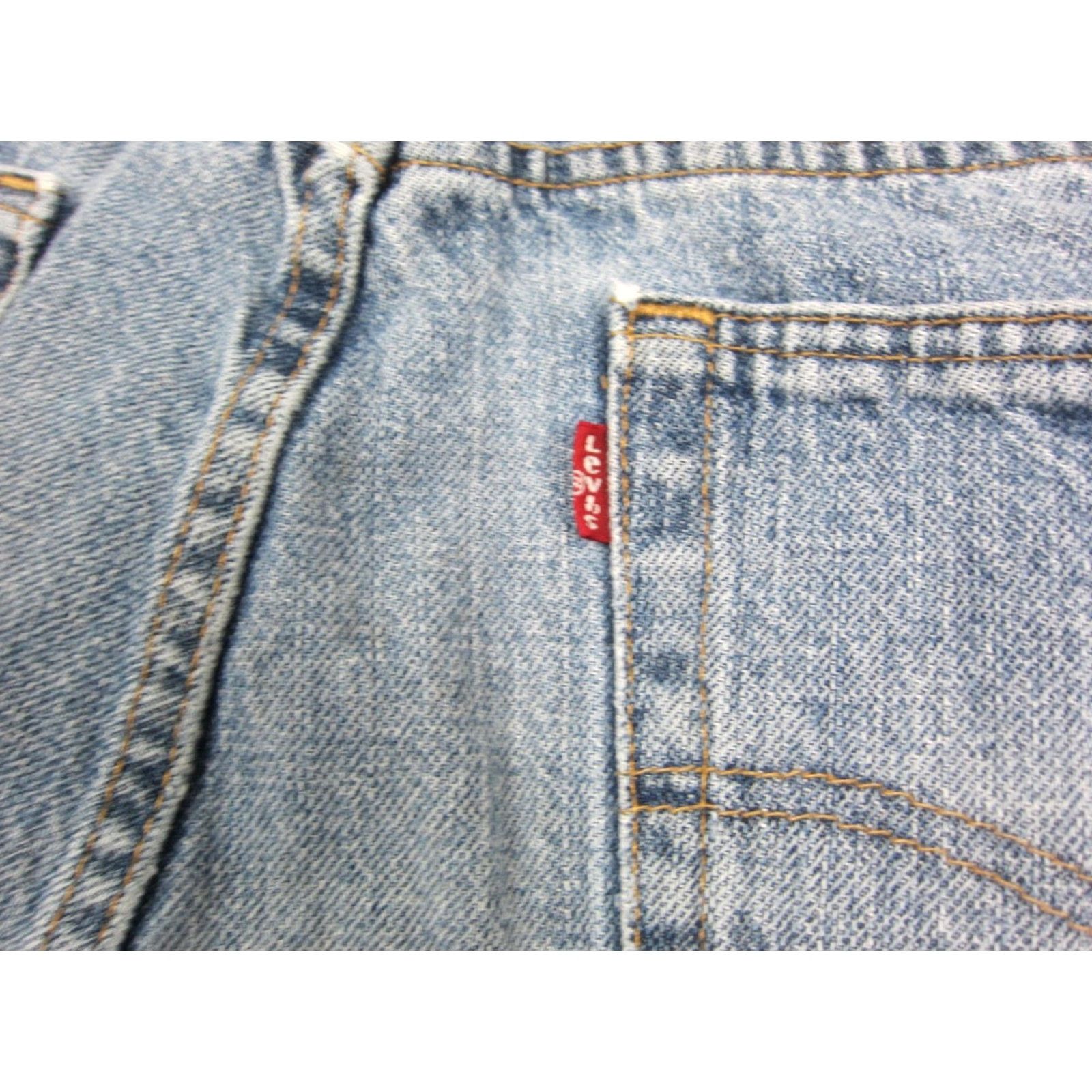 Levi's VINTAGE Levi's 505 Shorts Mens Bermuda Denim Blue 90s Jeans Jorts 38 Regular 5-Pocket Mens Shorts Blue Denim Vintage 90s Levi's Mens Shorts Size US 38 / EU 54 - 3 Thumbnail