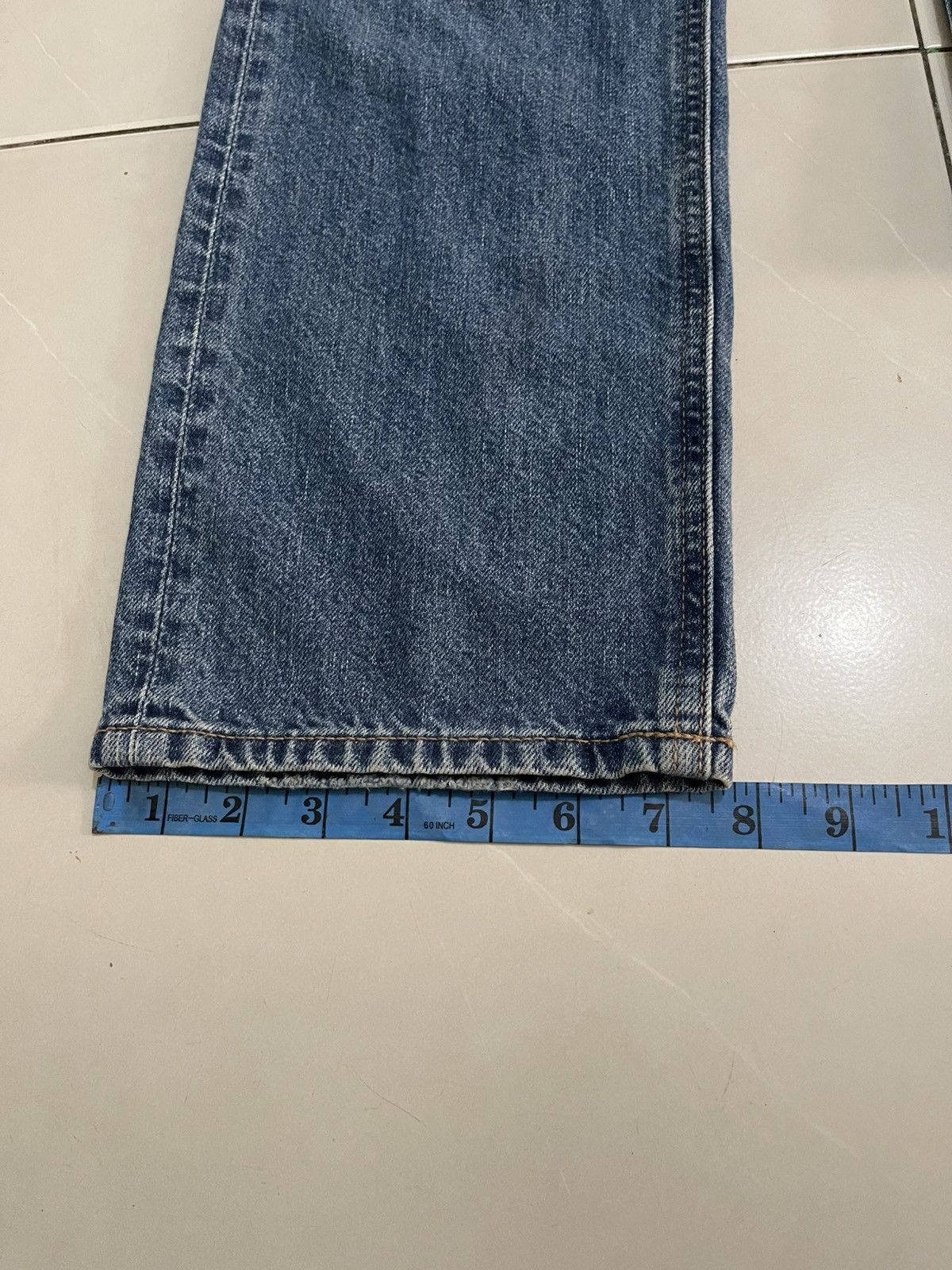 Uniqlo Uniqlo Distressed Washed Blue Straight Fit Jeans Size US 26 / EU 42 - 14 Thumbnail