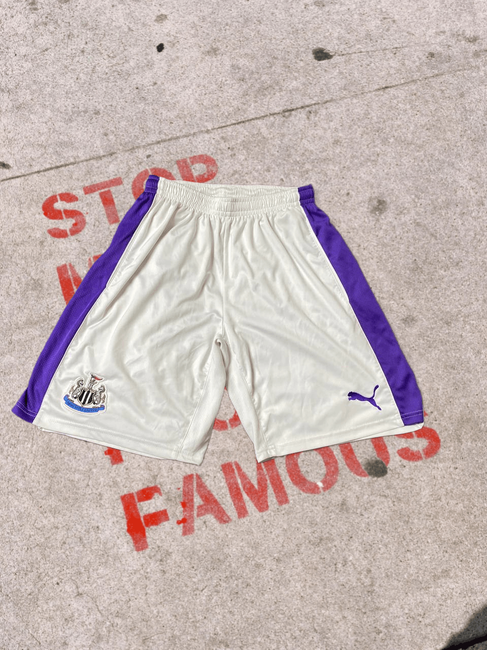 Puma NEWCASTLE FOOTBALL SHORTS PUMA Sports Lightweight Comfort Size US 32 / EU 48 - 1 Thumbnail
