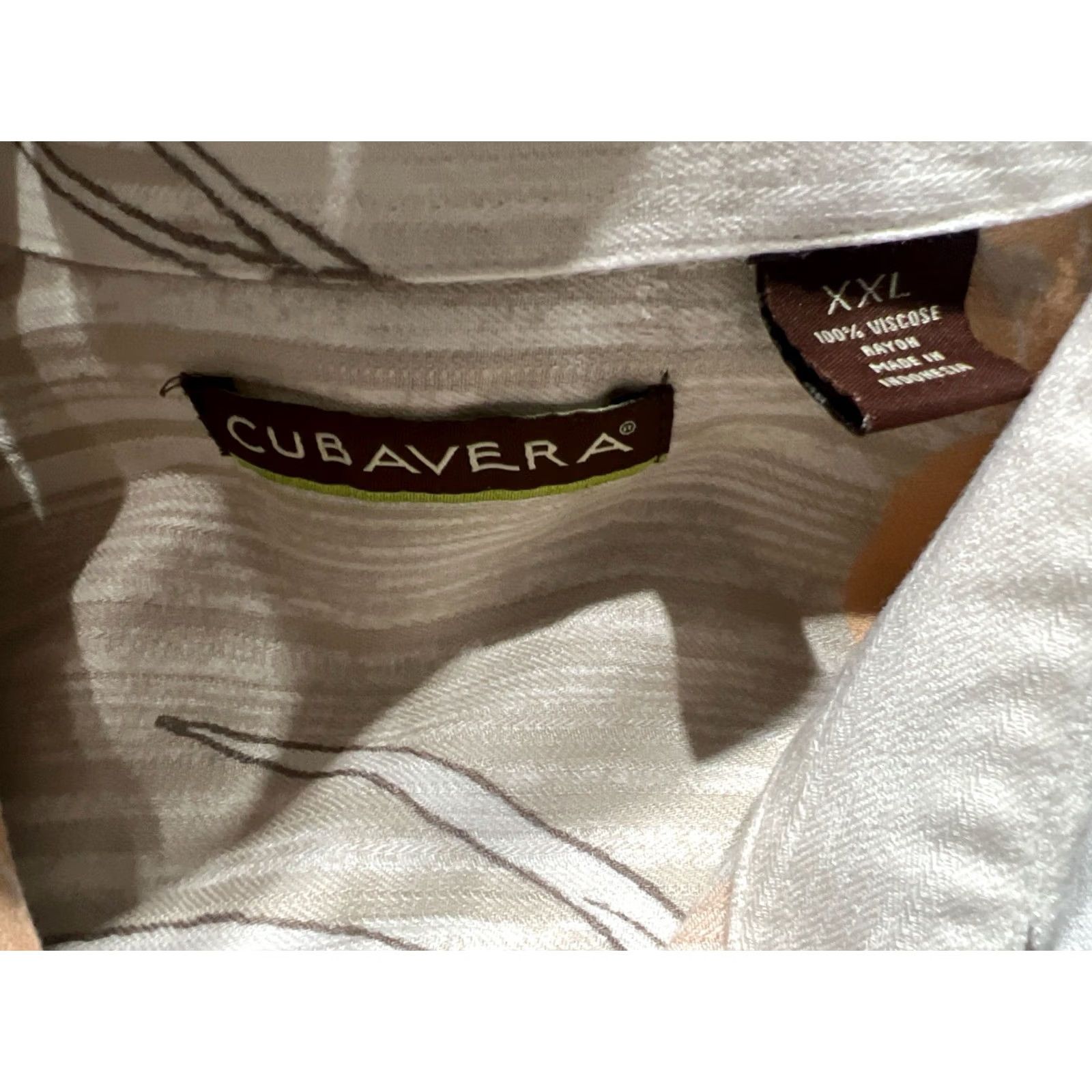 Cubavera Cubavera Camp Shirt 2XL Rayon Floral Button-Up Men Beige Floral Cubavera Camp Shirt 2XL Rayon Flower Pattern Button-Up Mens Regular Beige 100% Rayon Size US XXL / EU 58 / 5 - 6 Thumbnail