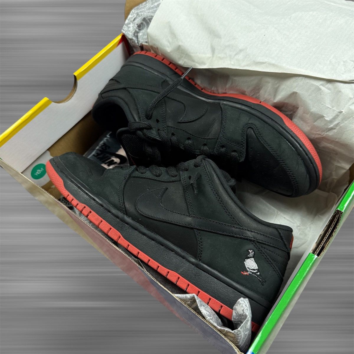 Nike 2017 Jeff Staple x Dunk Low Pro SB ‘Black Pigeon’ Size US 9.5 / EU 42-43 - 1 Thumbnail