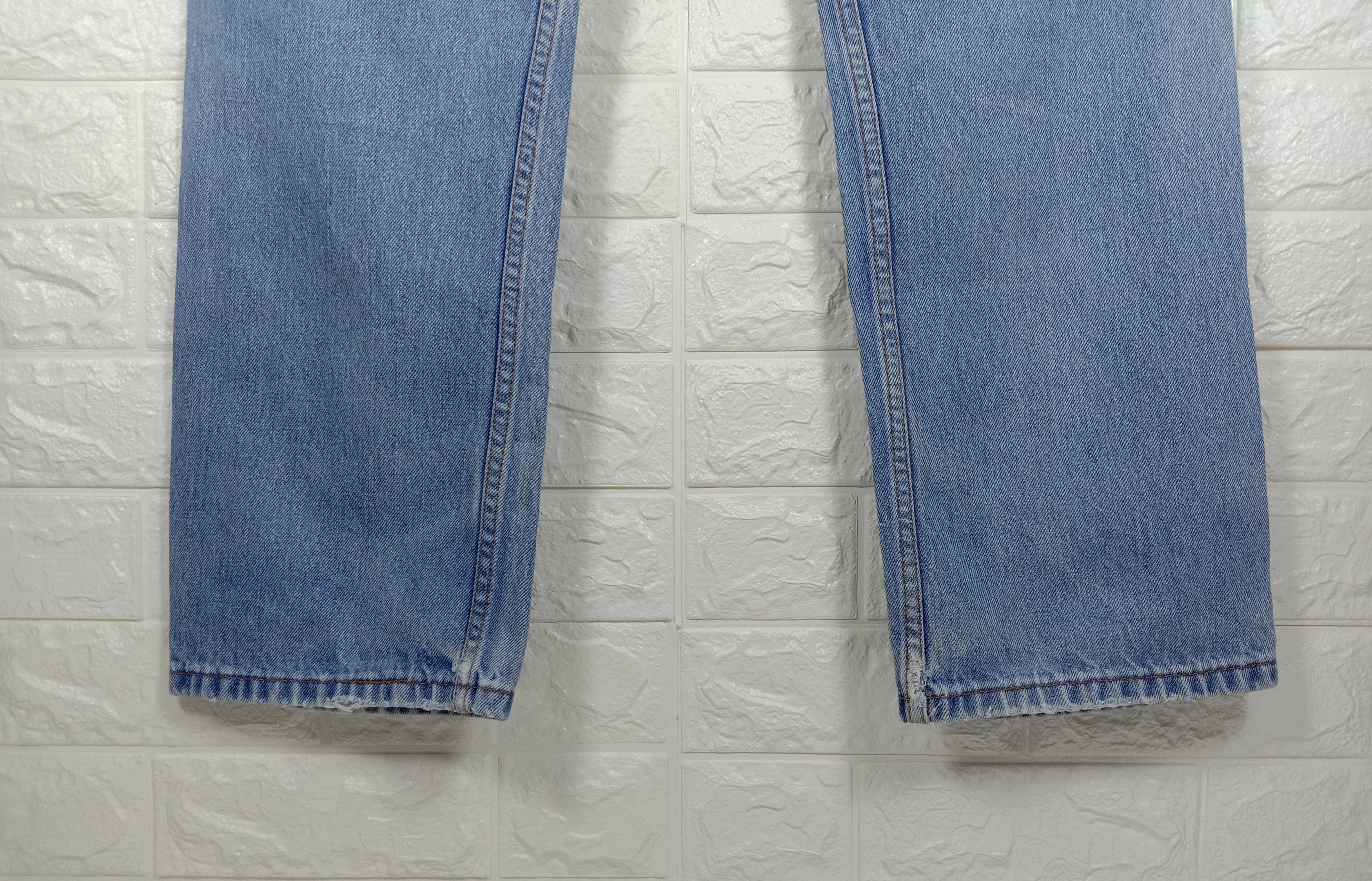 Levi's Vintage Levi's 505 Jeans Faded Blue Distressed Denim Size US 33 - 8 Thumbnail