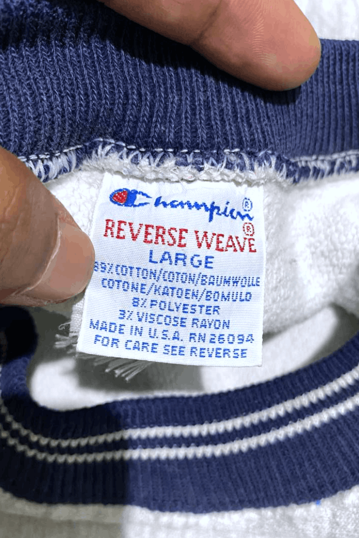 Champion Vintage Distressed Champion reversewave 2 bar 90s Sweatshirt Size US L / EU 52-54 / 3 - 4 Thumbnail