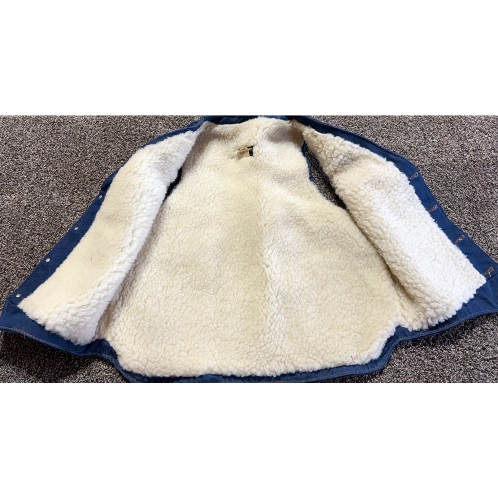 Wrangler VINTAGE Wrangler Vest Mens XL Blue Denim Sherpa Lined Western Cowboy LOGO Size US XL / EU 56 / 4 - 3 Thumbnail
