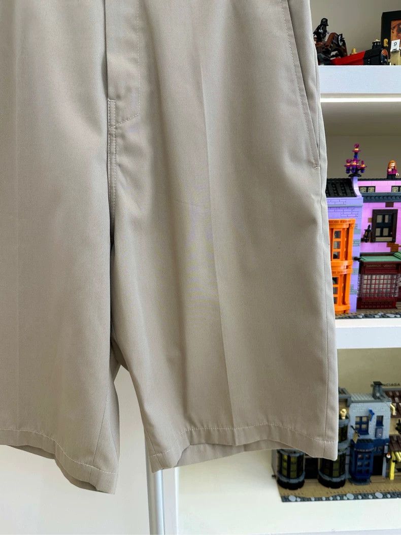 Balenciaga Balenciaga size US 46 Suit Shorts 2501-Nextarrow Size US 30 / EU 46 - 4 Thumbnail