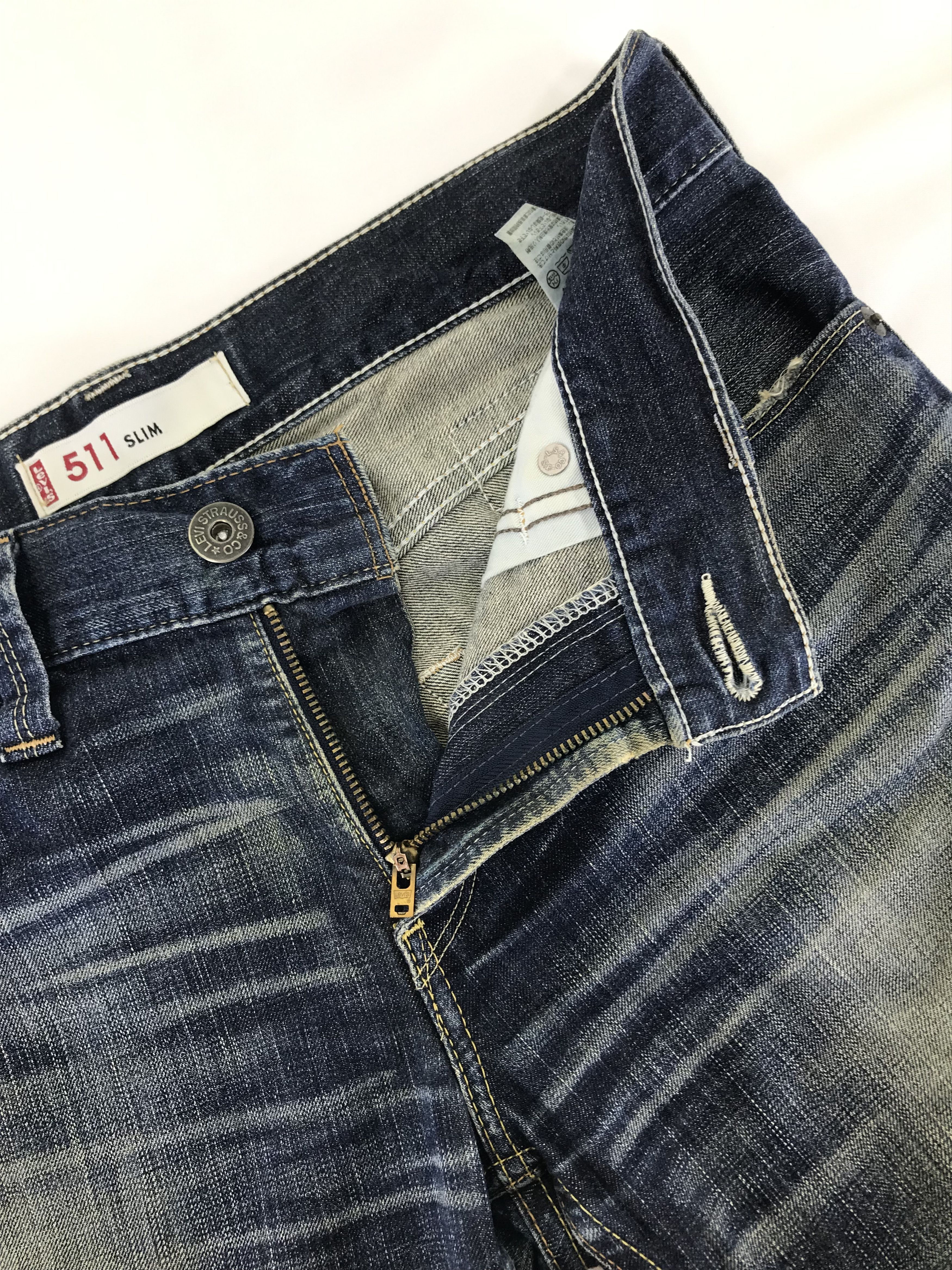 Levi's Vintage Levi's 511 Buckle Back Jeans Distressed Denim Size US 32 / EU 48 - 9 Thumbnail
