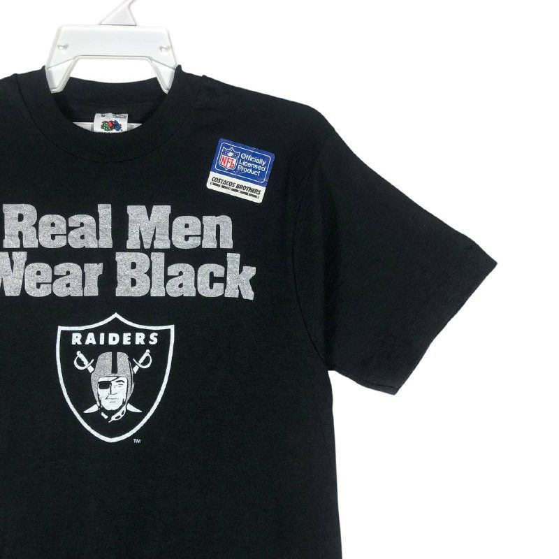 NFL Vintage 90's Raiders "Real Men Wear Black" T-Shirt Size US M / EU 48-50 / 2 - 4 Thumbnail
