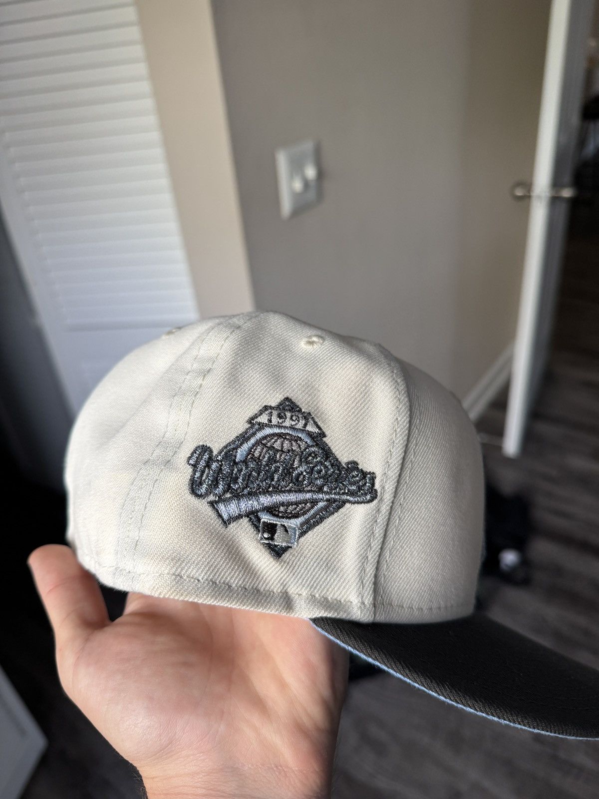 New Era Florida Marlins 1997 World Series New Era Fitted Cap Size ONE SIZE - 2 Thumbnail