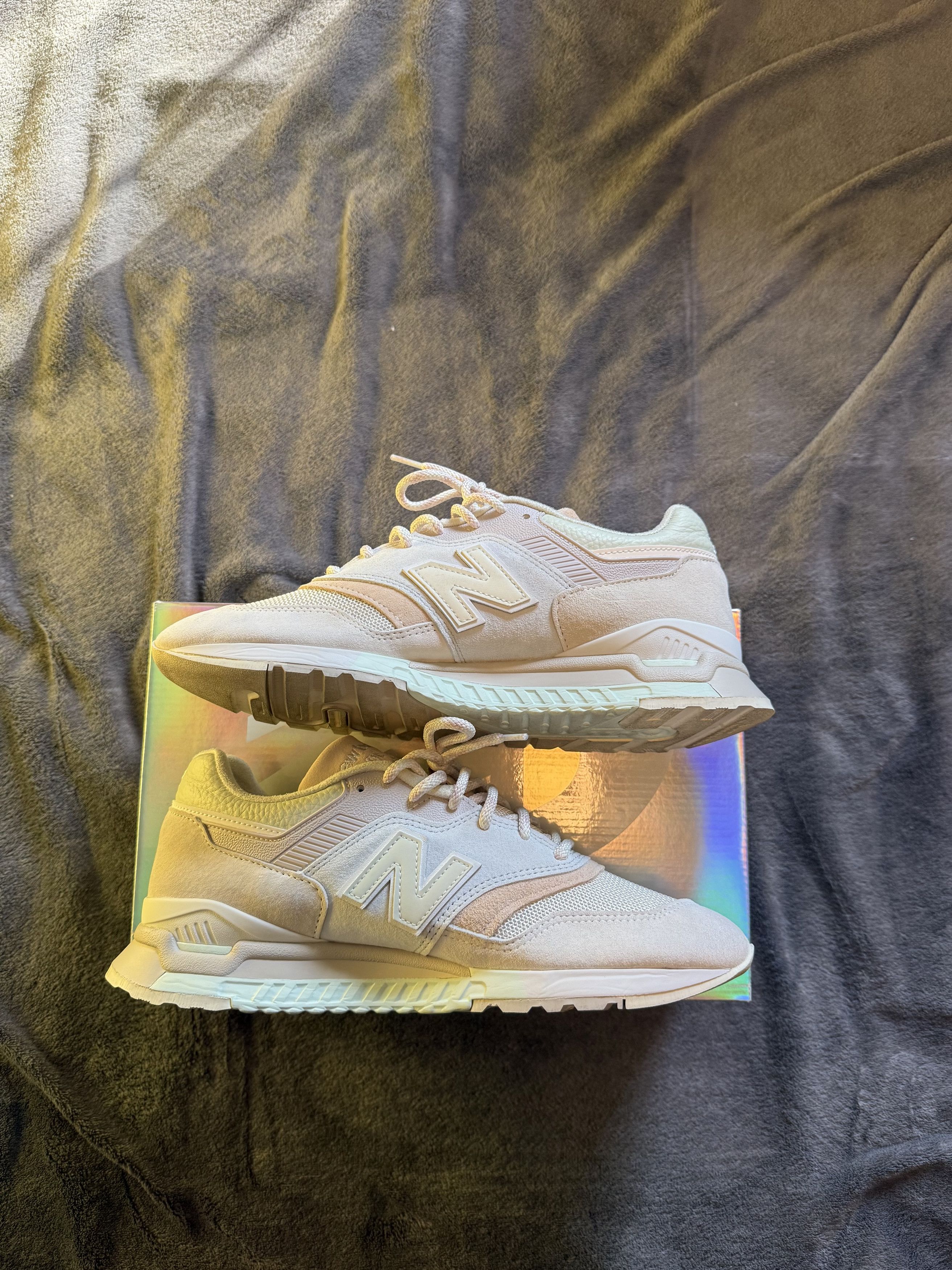 Kith × New Balance New Balance 997.5 MiUSA Kith Easter Ice Blue Size US 9 / EU 42 - 2 Thumbnail