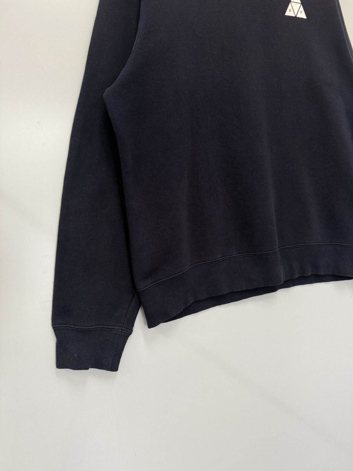 Huf 🔥 HUF JAPAN SKATEBOARDS STREETWEAR ROUNDNECK SWEATSHIRT - L Size US L / EU 52-54 / 3 - 4 Thumbnail