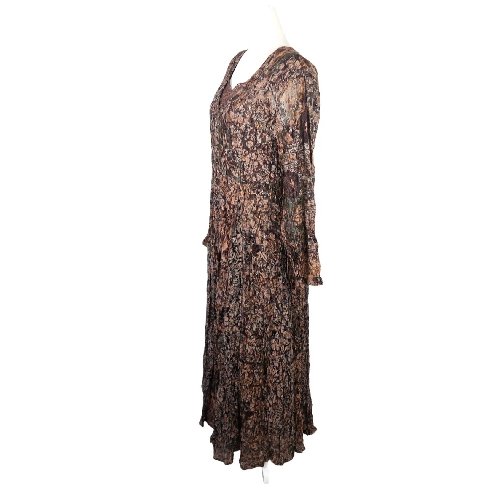 Vintage VINTAGE Nostalgia Brown Floral Lace Long Sleeve Maxi Dress M Dress Women Maxi Long Sleeve 90s Bohemian Vintage Dress Size M / US 6-8 / IT 42-44 - 3 Thumbnail