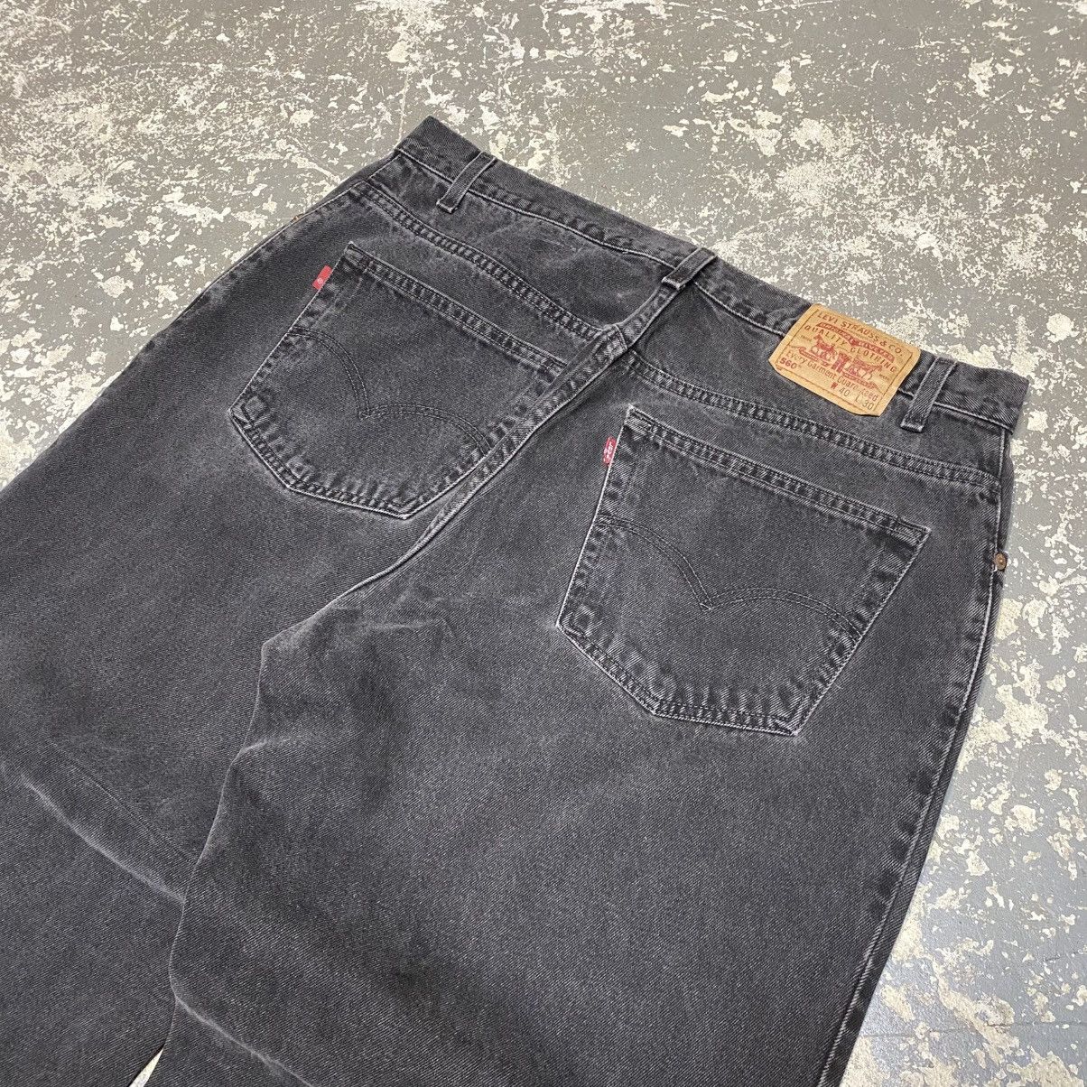 Japanese Brand × Levi's × Vintage Vintage Levi’s 560 Error Double Tab Pocket Black Jeans 90s Size US 38 / EU 54 - 5 Thumbnail
