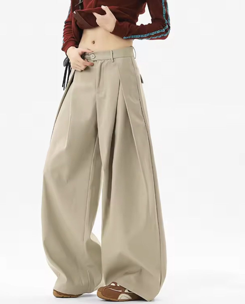 Japanese Brand Ultra-Wide Leg High-Waisted Pleated Trousers Size US 35 - 2 Thumbnail