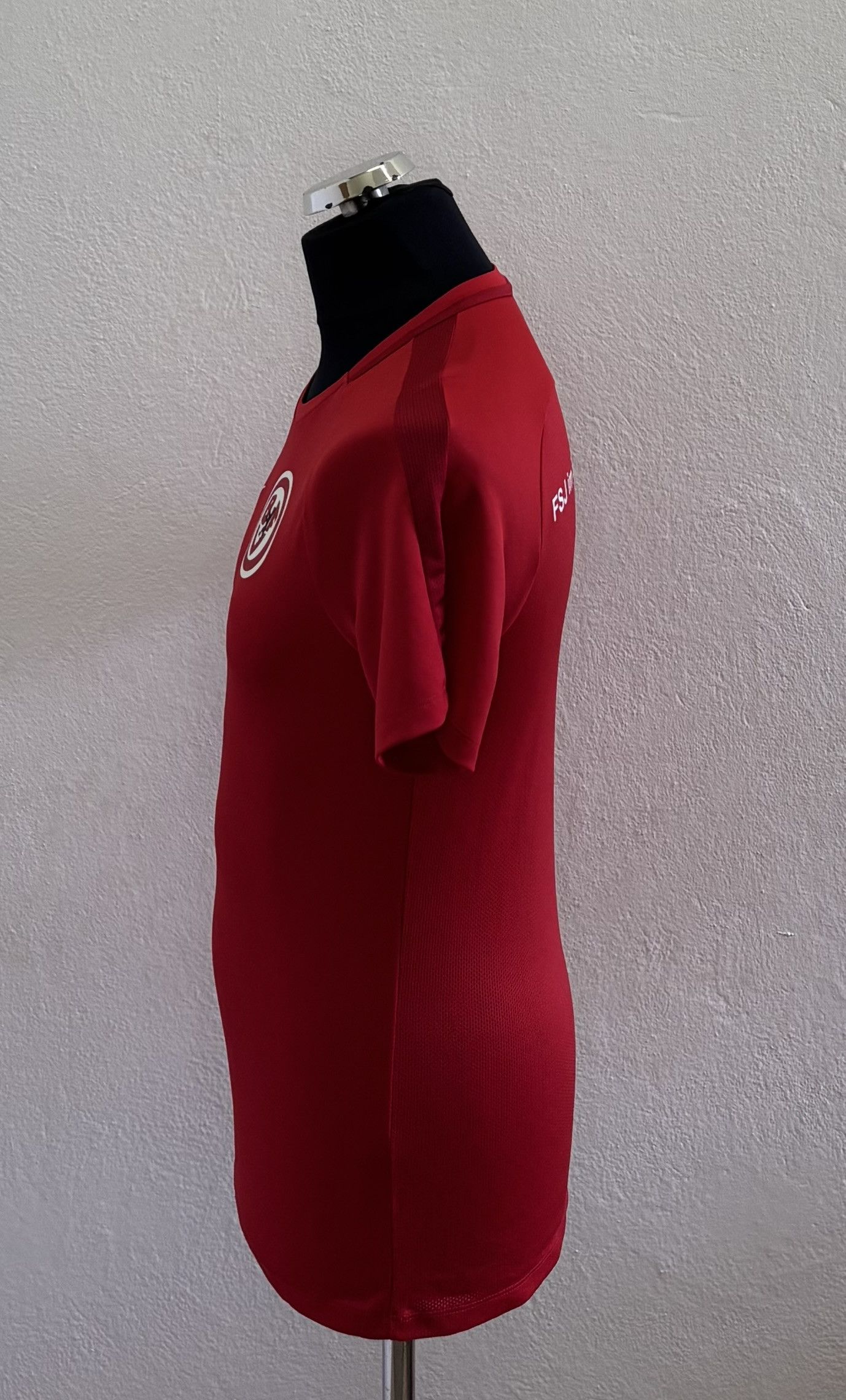 Nike BFC Dynamo 2012/2014 Nike Training Jersey Size S Size US S / EU 44-46 / 1 - 3 Thumbnail