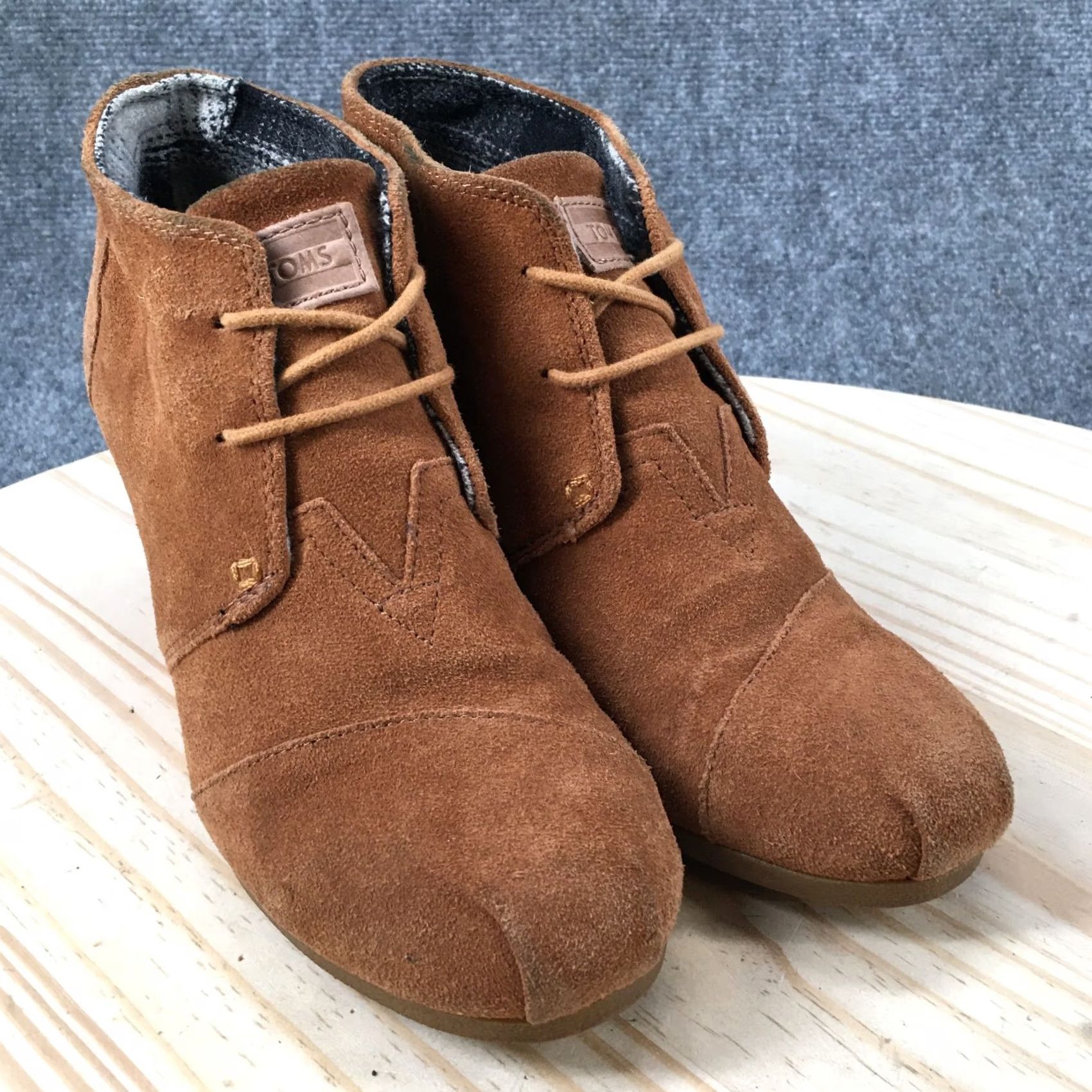 Toms TOMS Boots Womens 7.5 Desert Wedge Ankle Bootie Brown Suede Lace Up Casual Shoes Size US 8 / IT 38 - 3 Thumbnail