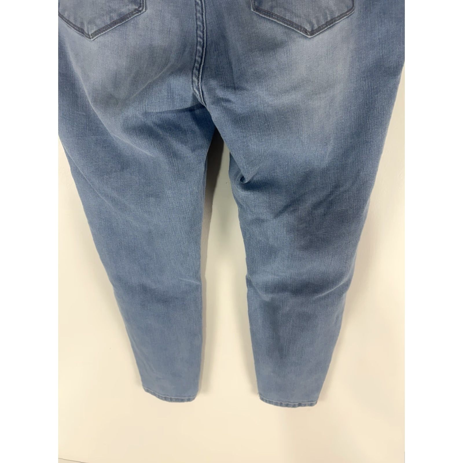 Vintage Kancan Jeans Lt Wash Distressed Cropped Womens Size XL Size 40" / US 18 - 7 Thumbnail