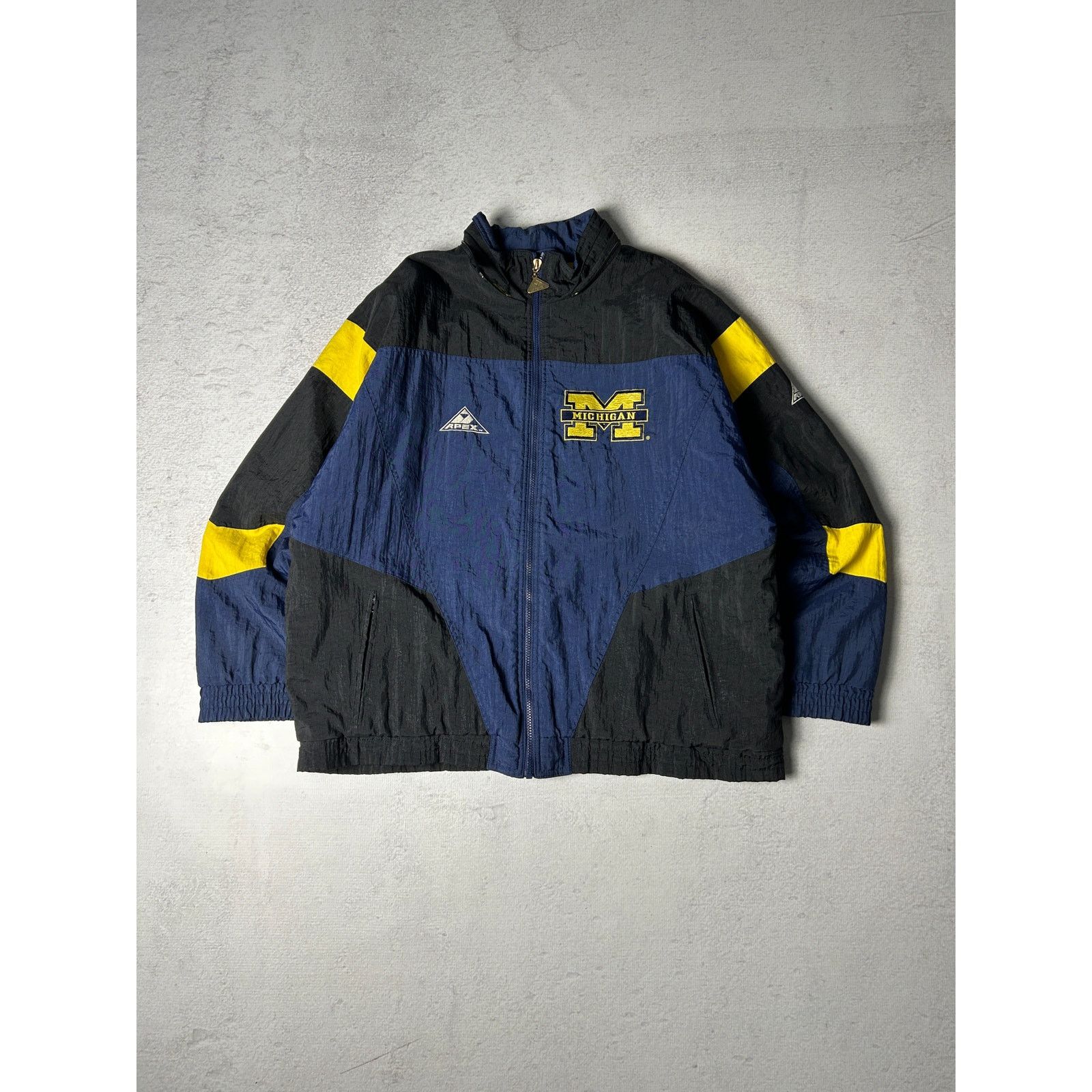 NCAA Vintage 90s NCAA Michigan Insulated Jacket - Men's Large Size US L / EU 52-54 / 3 - 1 Thumbnail