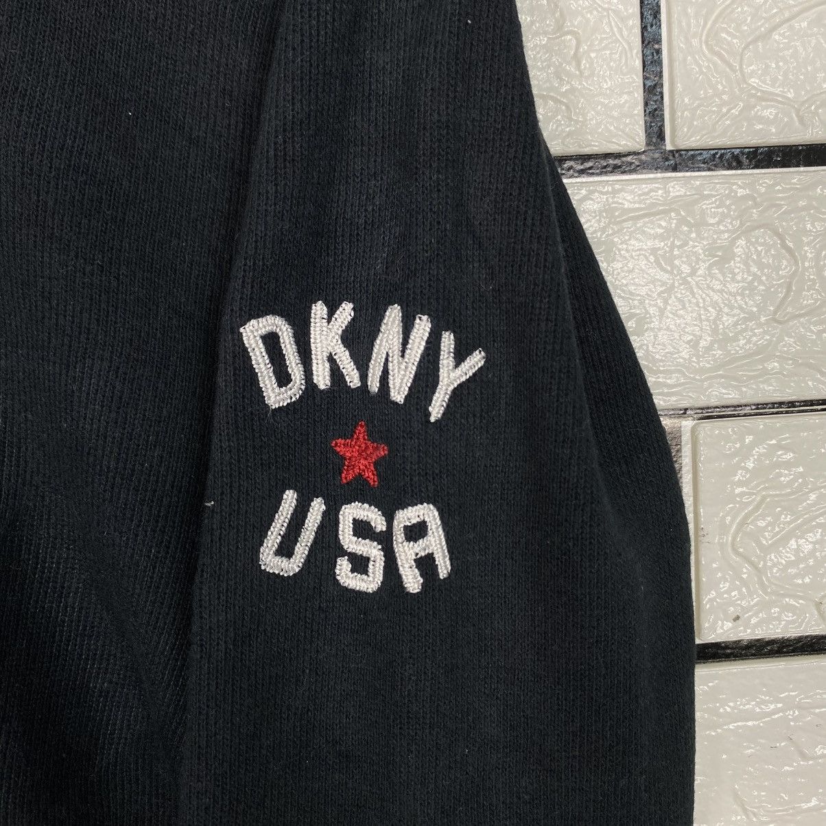 DKNY 📌Vintage Sweatshirt Crewneck DKNY Embroidery Size US M / EU 48-50 / 2 - 13 Thumbnail