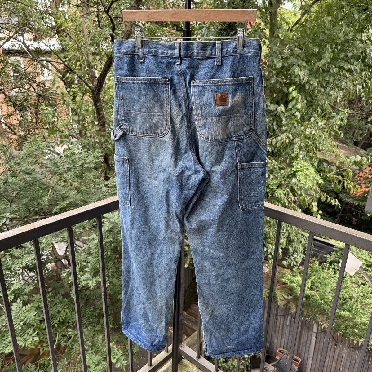 Vintage Carhartt Double Knee Thrashed Faded Distressed ERD Grunge Size US 32 / EU 48 - 2 Thumbnail