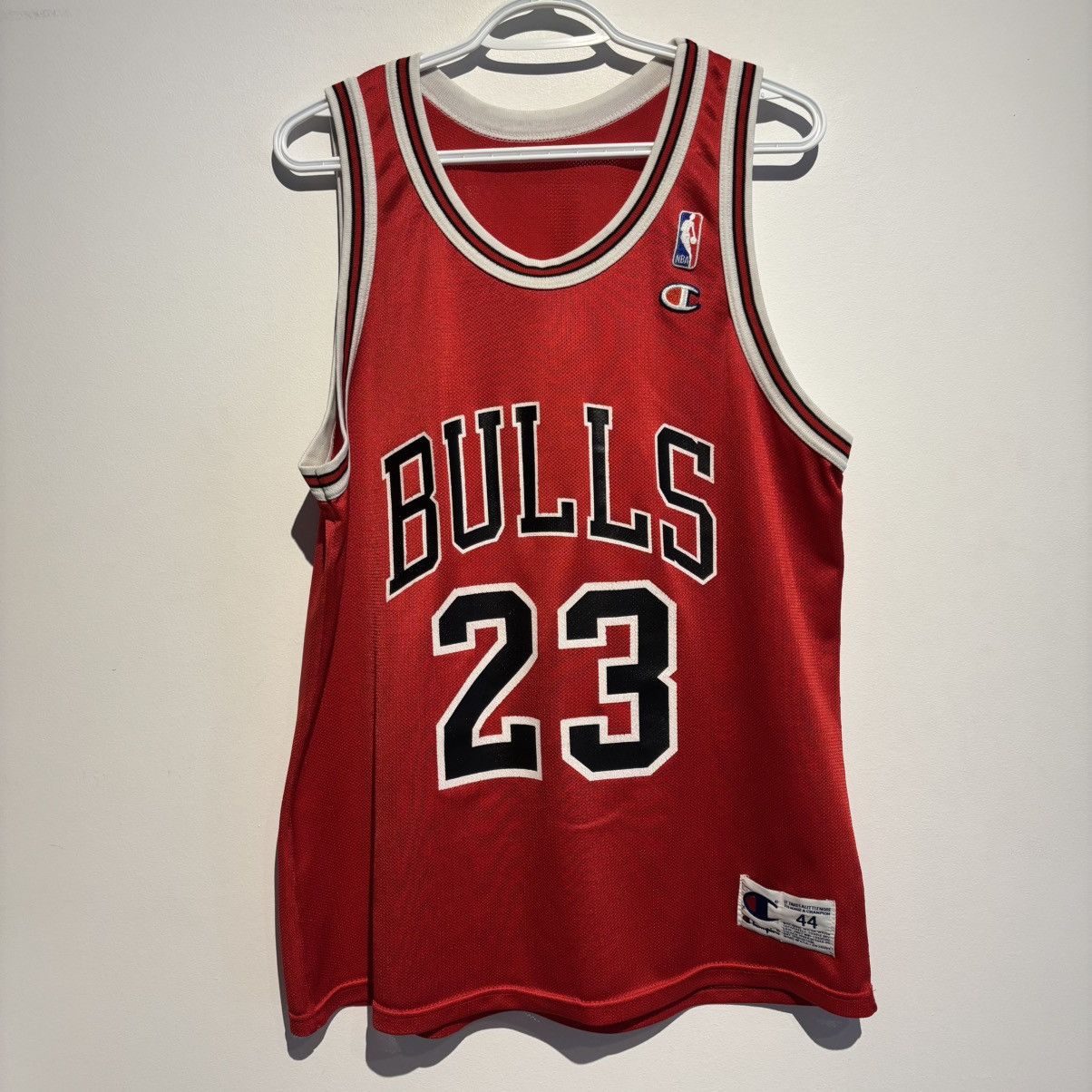 Champion Authentic 1992 Michael Jordan Champion Jersey 44 Red Vintage Size US M / EU 48-50 / 2 - 1 Thumbnail