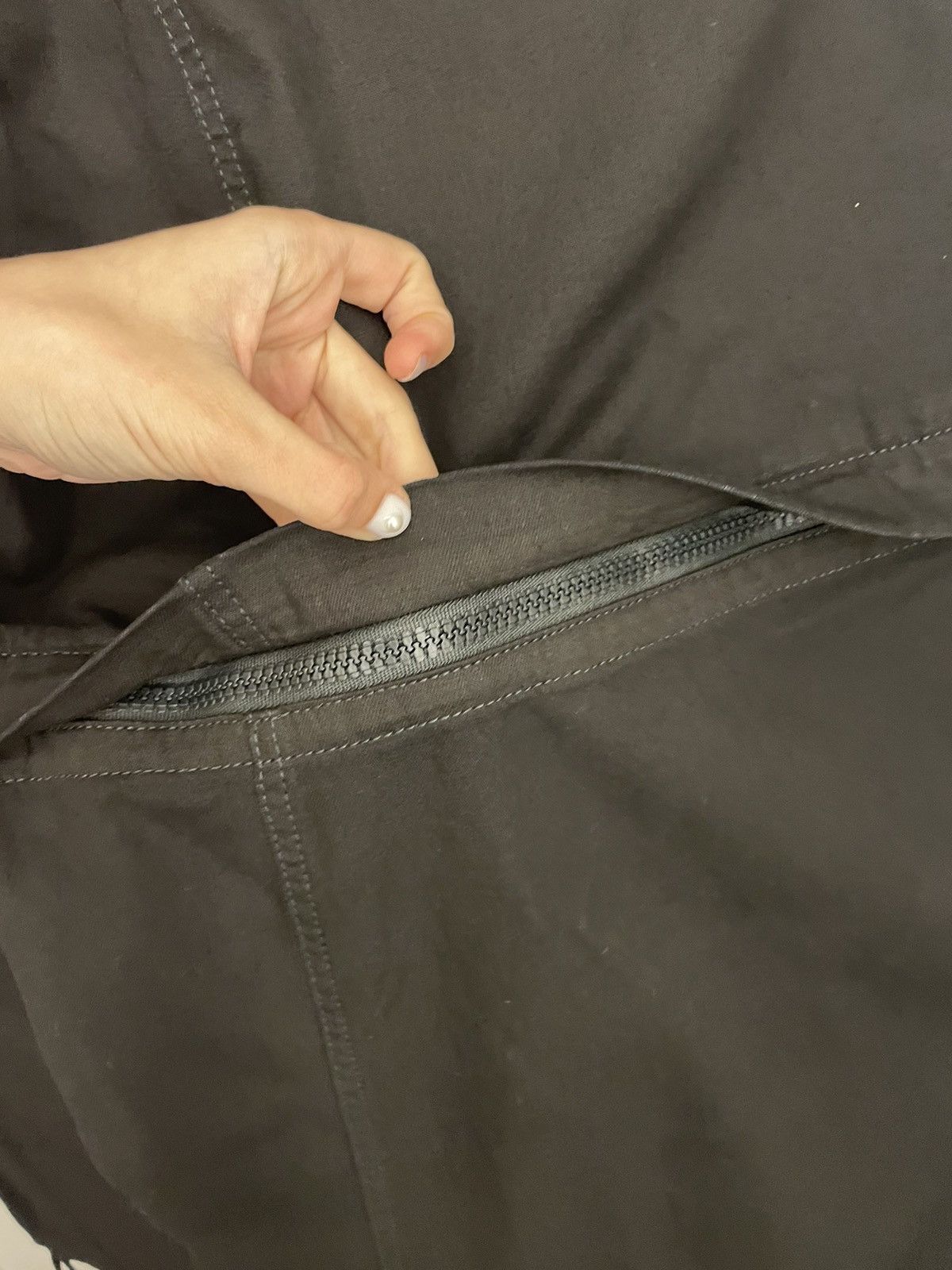 Givenchy TWO IN ONE DETACHABLE ZIP OFF PANTS Size US 36 / EU 52 - 5 Thumbnail