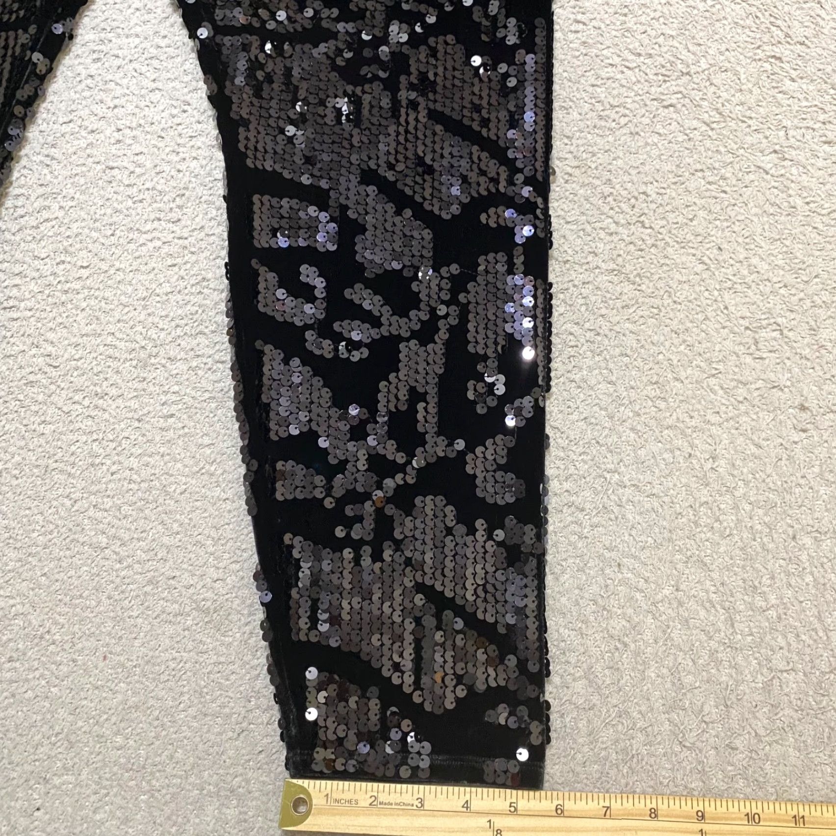 Express Express XL Pants Black Sequined Velour High Rise Pull On Size 40" / US 18 - 5 Thumbnail