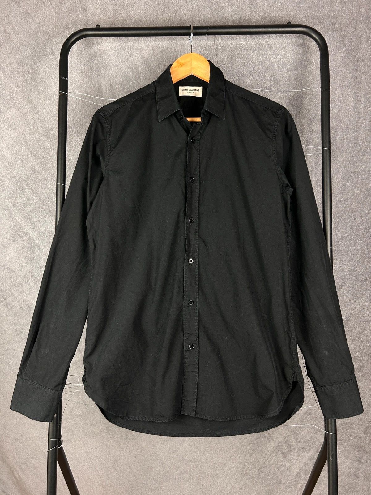 Designer × Saint Laurent Paris Saint Laurent Paris black shirt basic classic Made in Italy Size US M / EU 48-50 / 2 - 1 Thumbnail