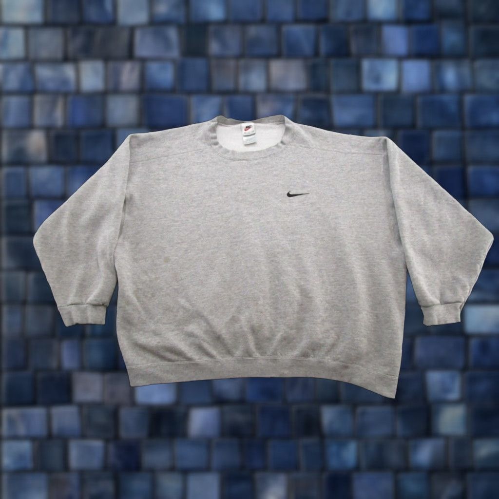 Nike VINTAGE Nike White Tag Embroidered Swoosh Gray Sweatshirt 2XL USA Made Men Pullover Hoodie Embroidered Sweatshirt Gray USA Mens 2XL Size US XXL / EU 58 / 5 - 1 Thumbnail