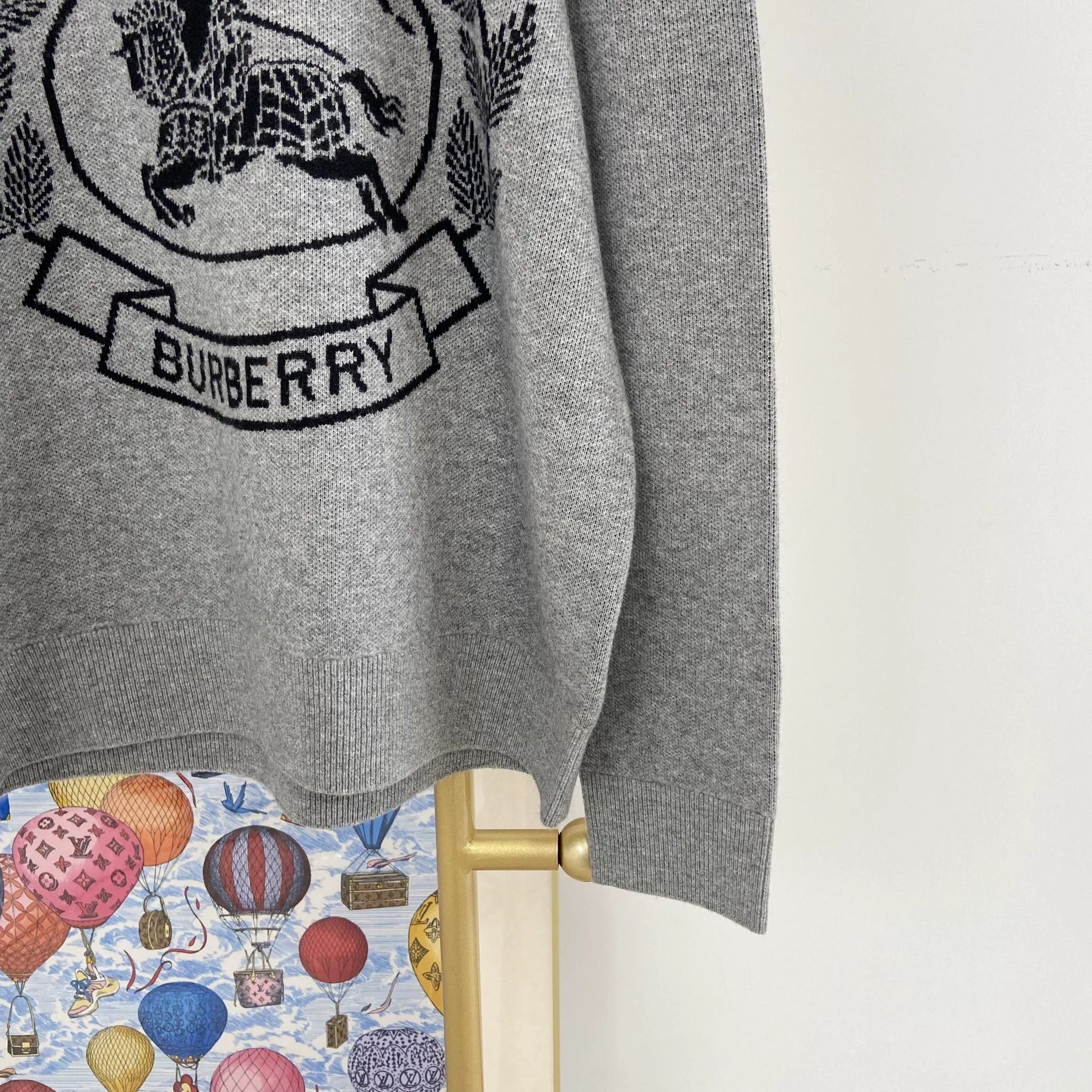 Burberry Burberry Gray Equestrian Jacquard Crewneck Sweater M Size US M / EU 48-50 / 2 - 4 Thumbnail