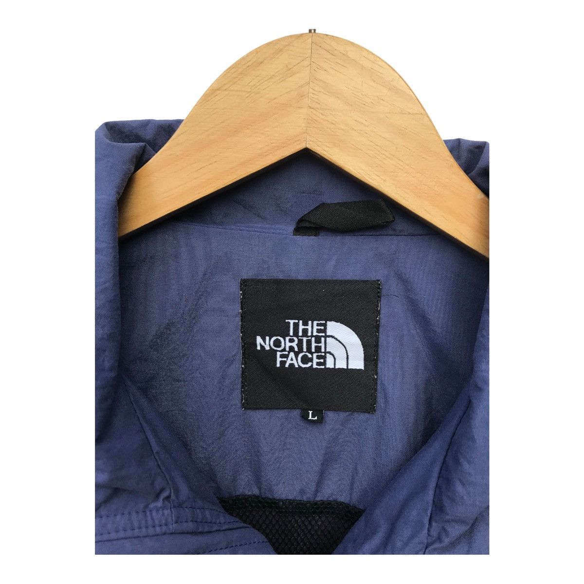 The North Face The North Face Big Logo Windbreaker Streetwear Jacket24”X24” Size US L / EU 52-54 / 3 - 3 Thumbnail